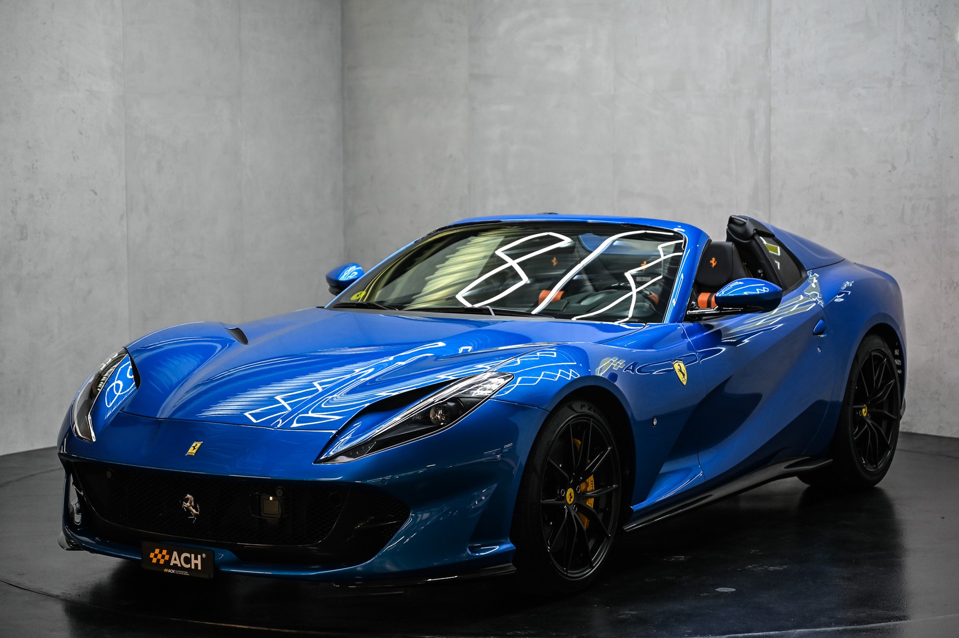 FERRARI 812 GTS 6.5-showroom-element-2