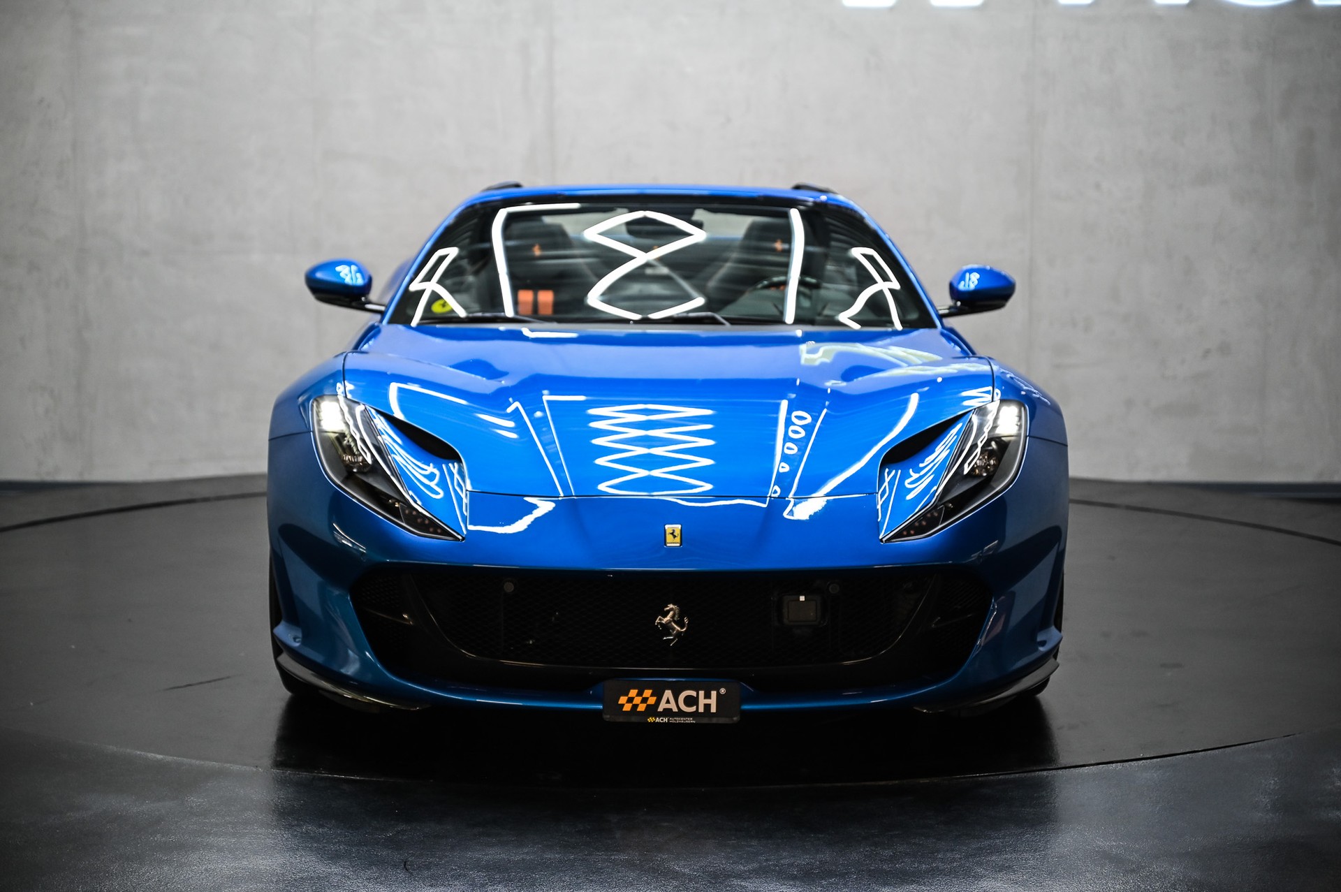 FERRARI 812 GTS 6.5-showroom-element-1