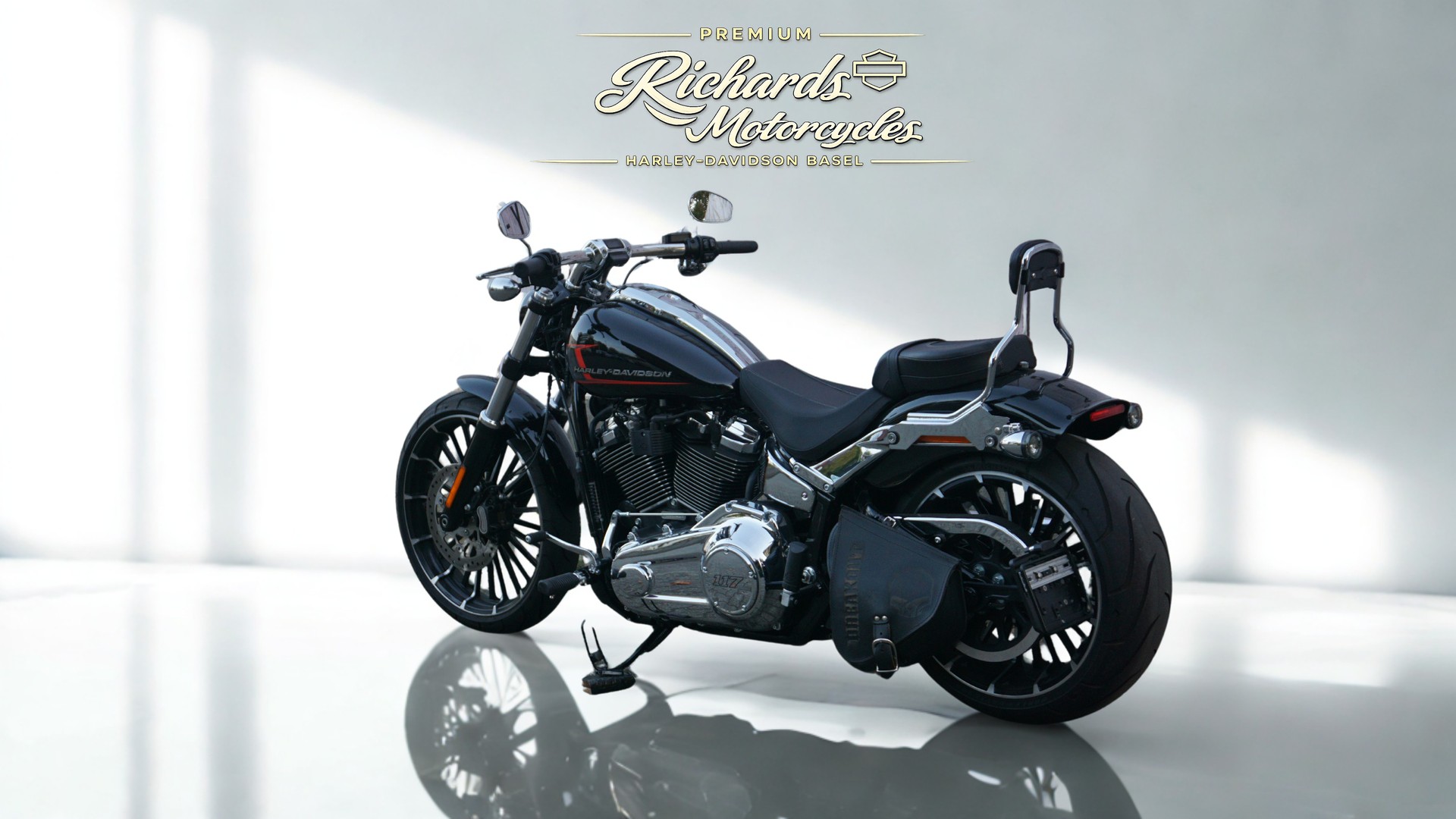 HARLEY-DAVIDSON FXBR Breakout 117-image-5
