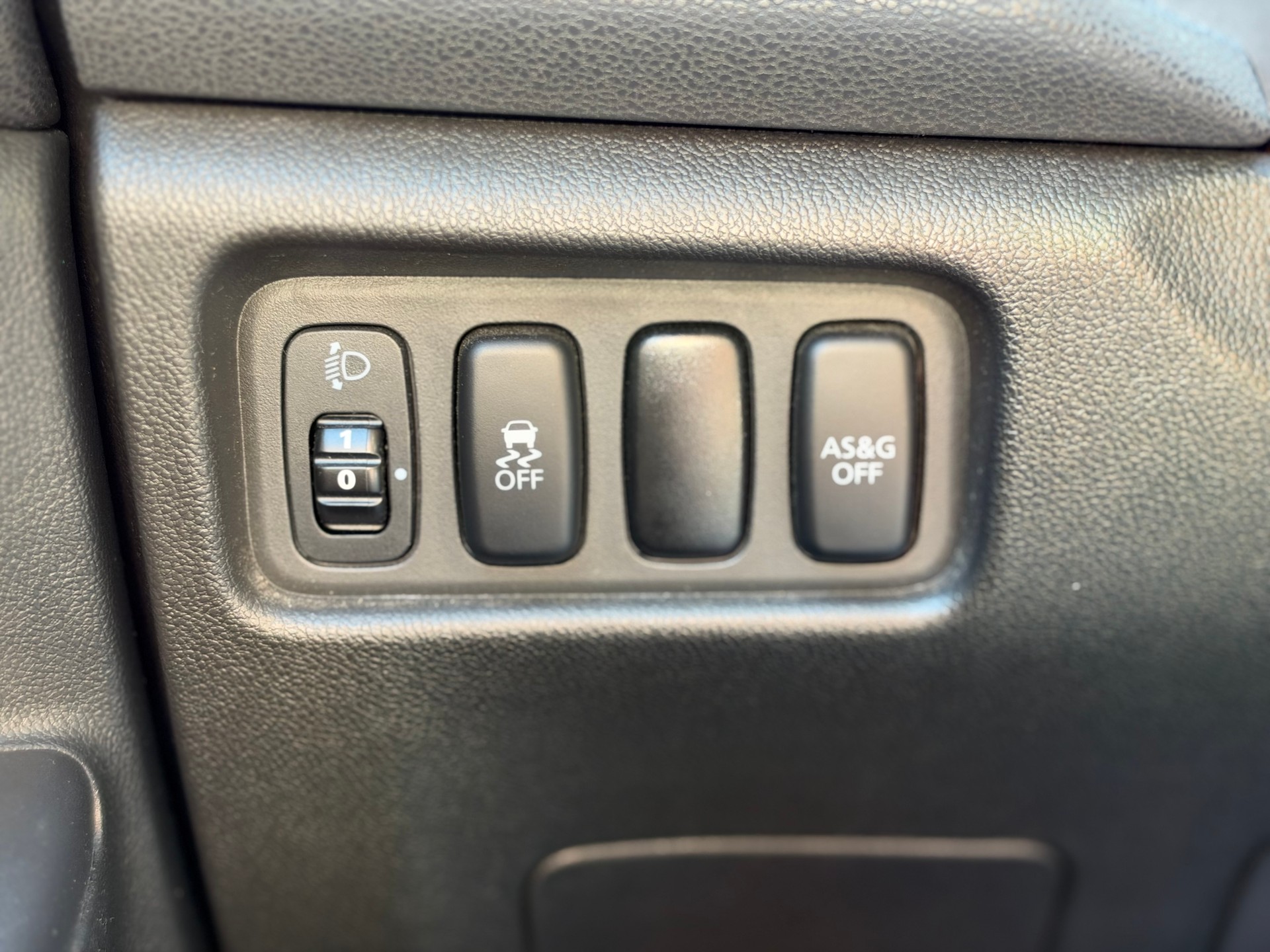 MITSUBISHI ASX 1.6 DID Style 4WD-image-17