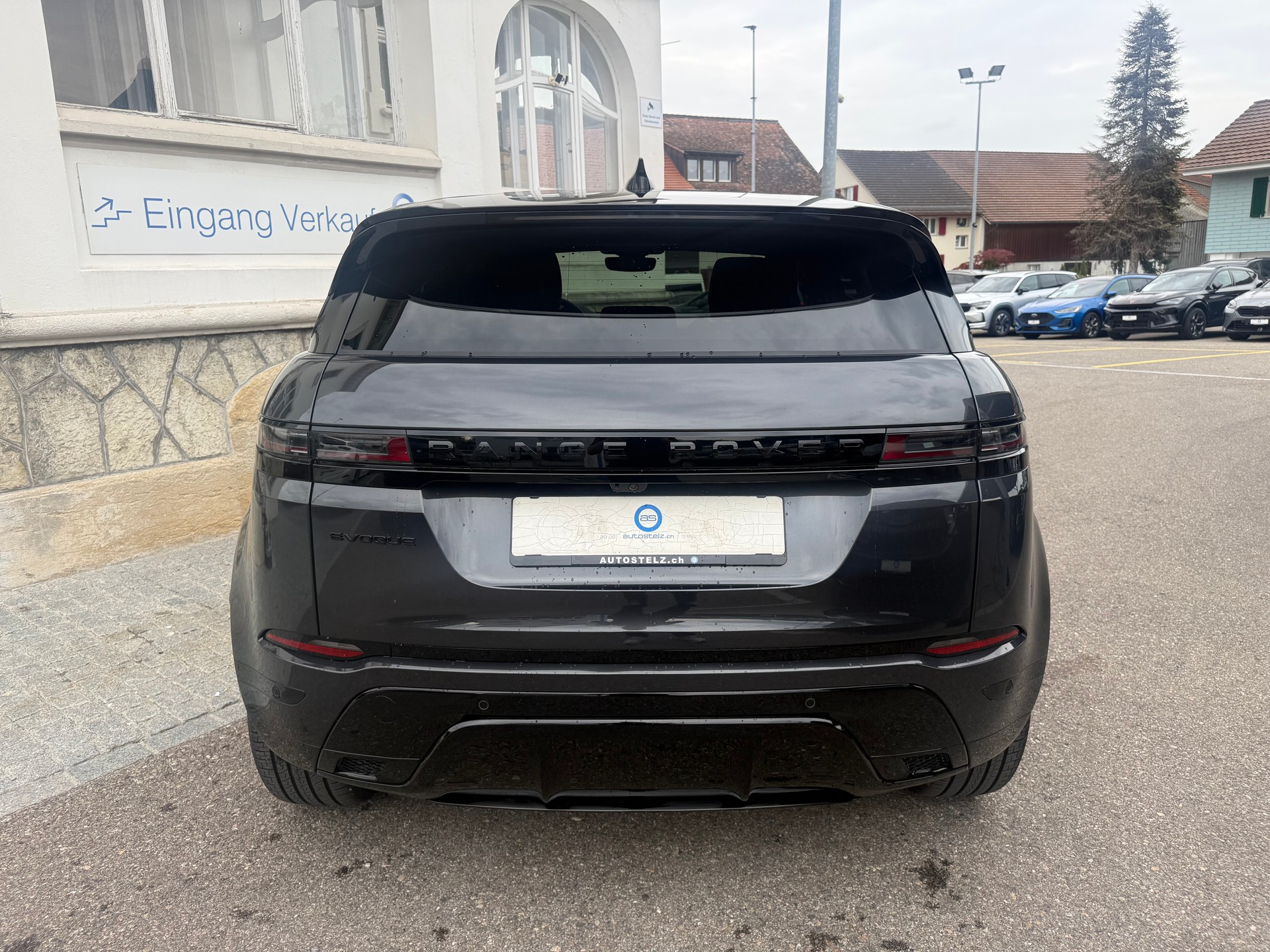 LAND ROVER Range Rover Evoque 1.5 T 270e Hoxton Edition-image-6