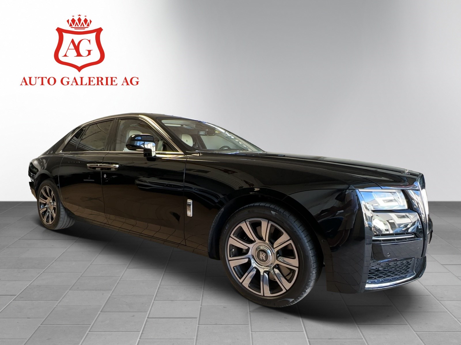 ROLLS-ROYCE Ghost II 6.75 V12-showroom-element-2