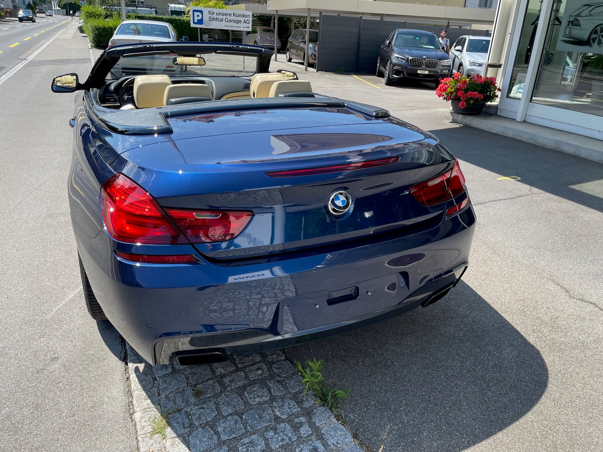 BMW 650i Cabrio xDrive-image-5