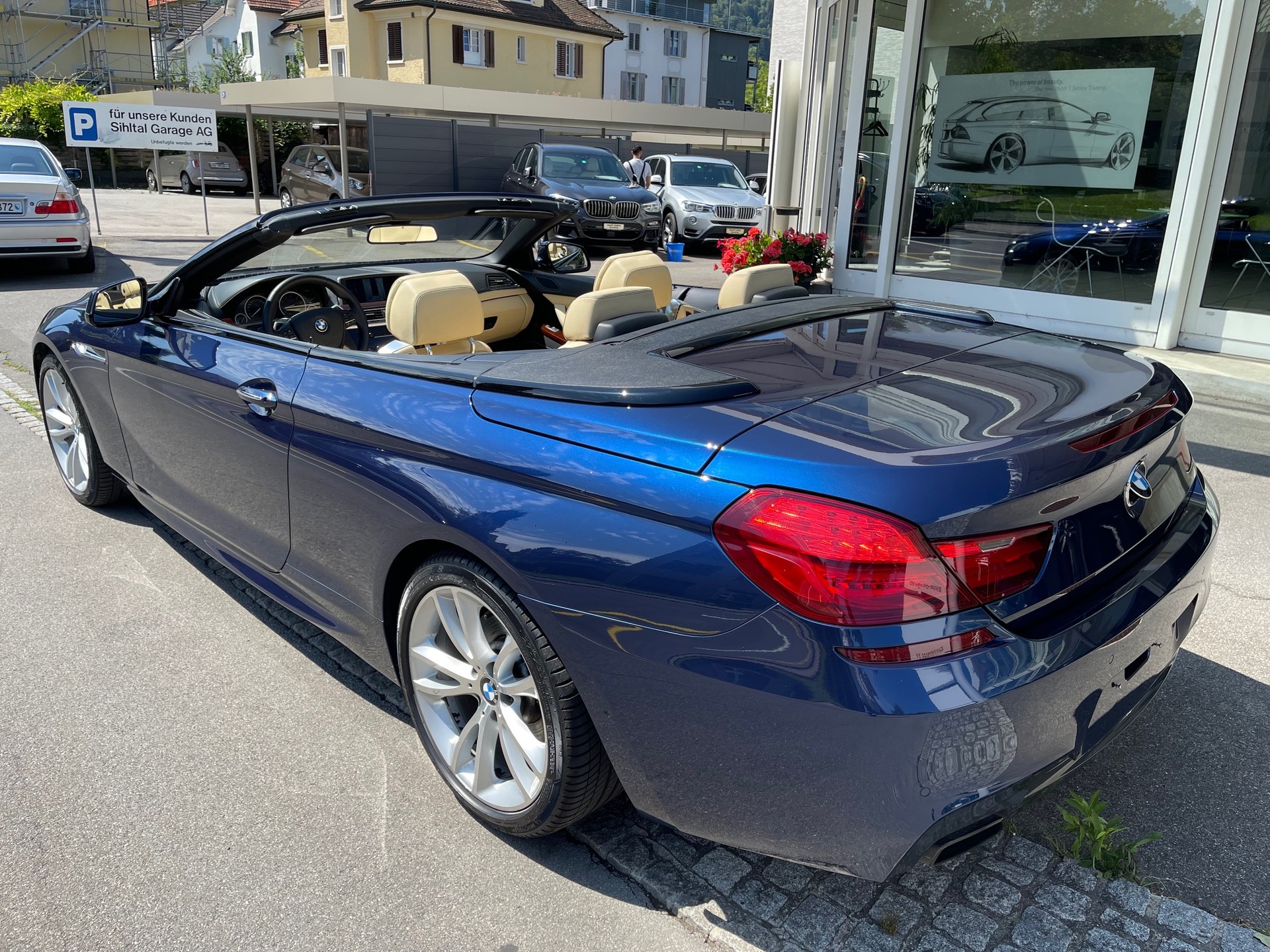 BMW 650i Cabrio xDrive-image-4