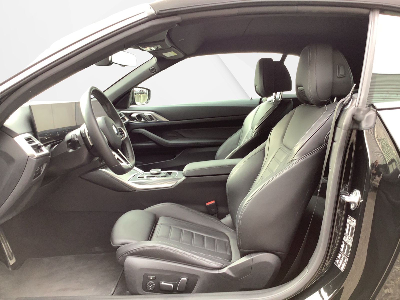 BMW 430i xDr Cabrio M Sport-image-11