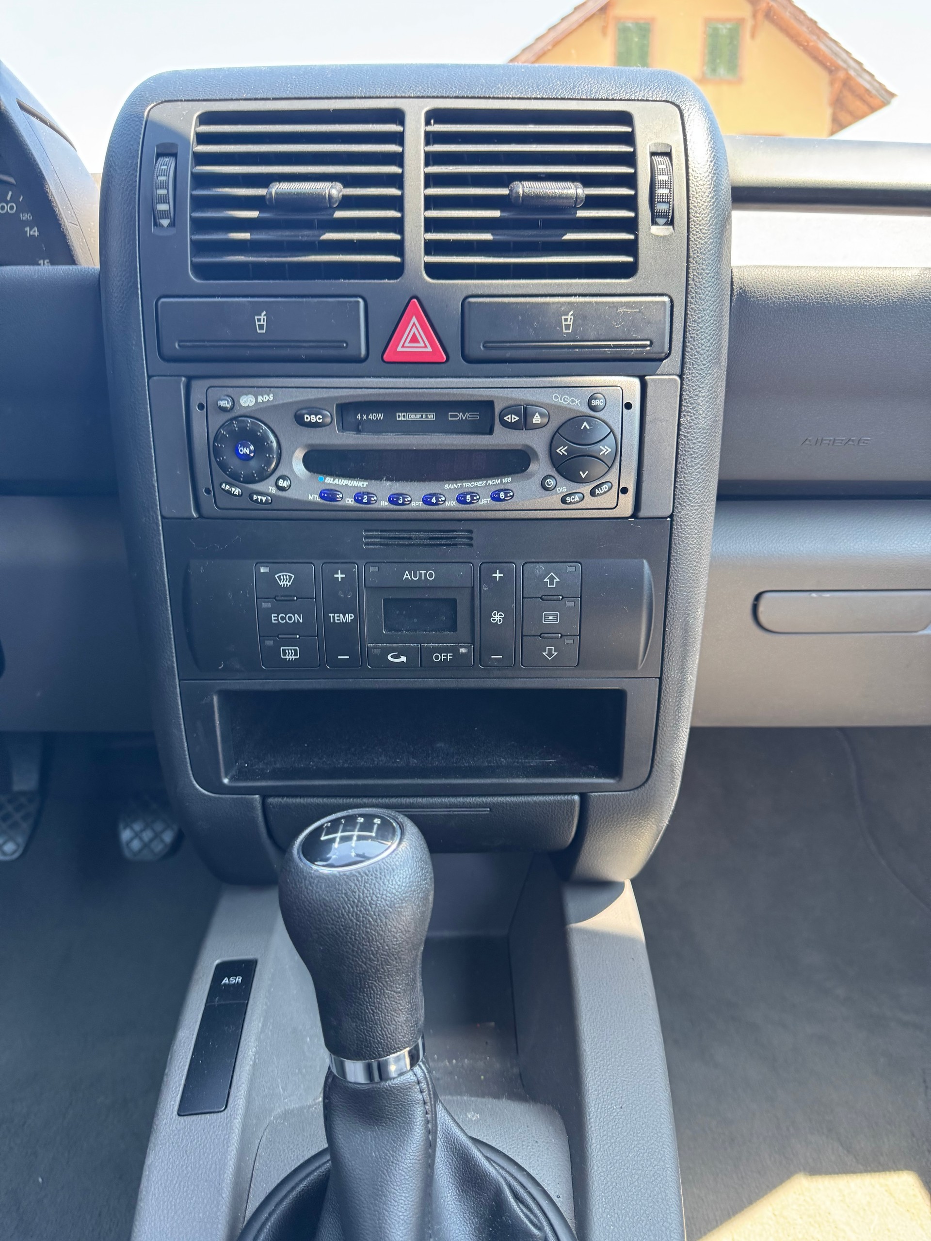 AUDI A2 1.4-image-14