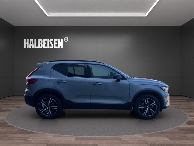 VOLVO XC40 2.0 B4 MH Plus Dark-showroom-element-3