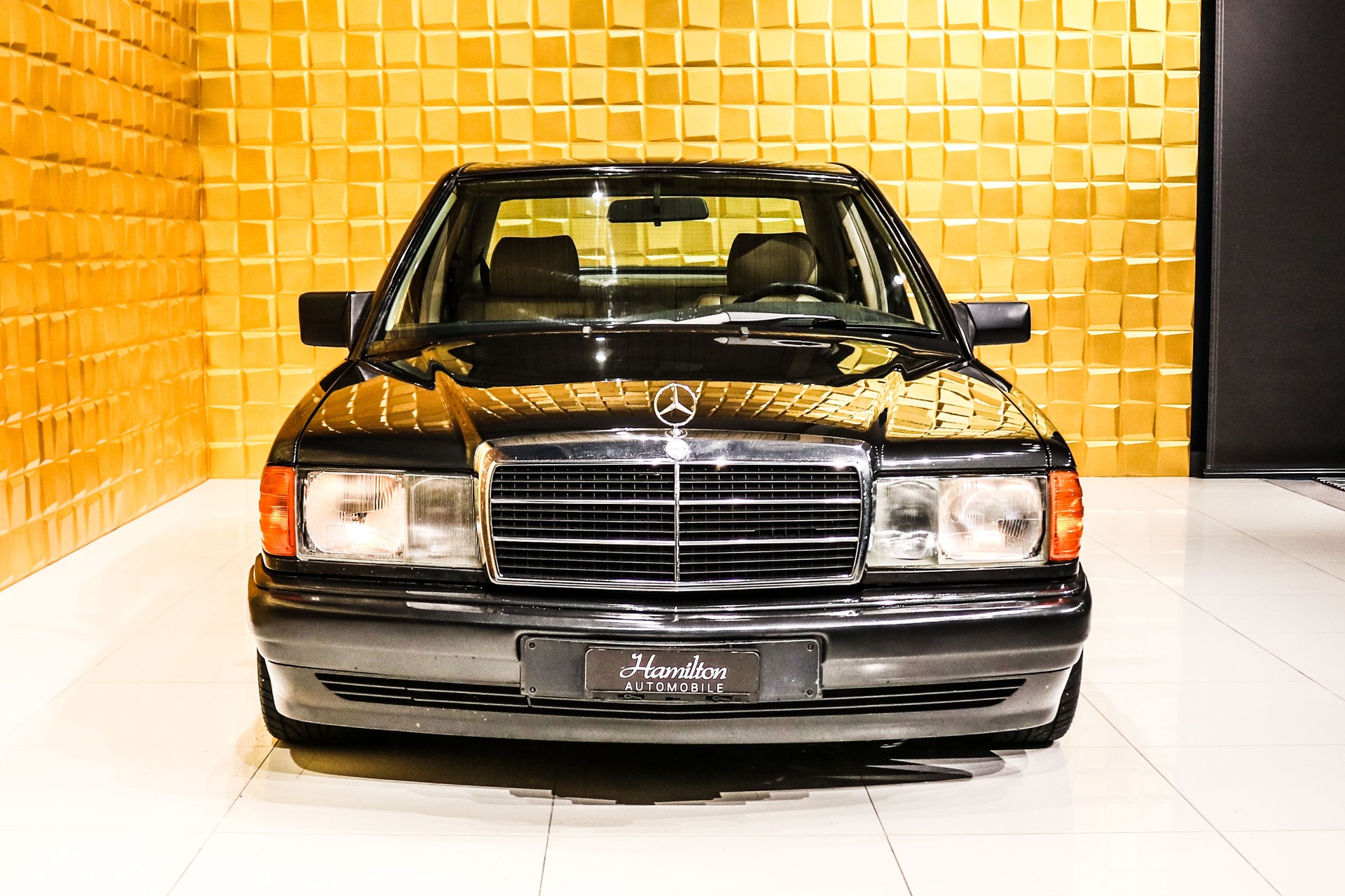MERCEDES-BENZ 190 E 2.6-showroom-element-2