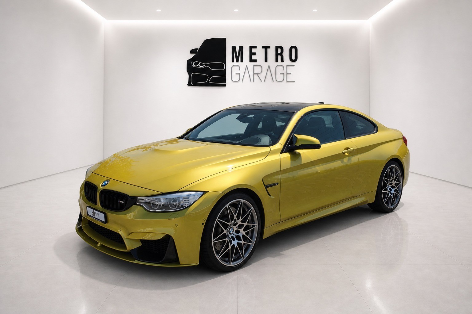 BMW M4 Coupé DKG Akrapovic