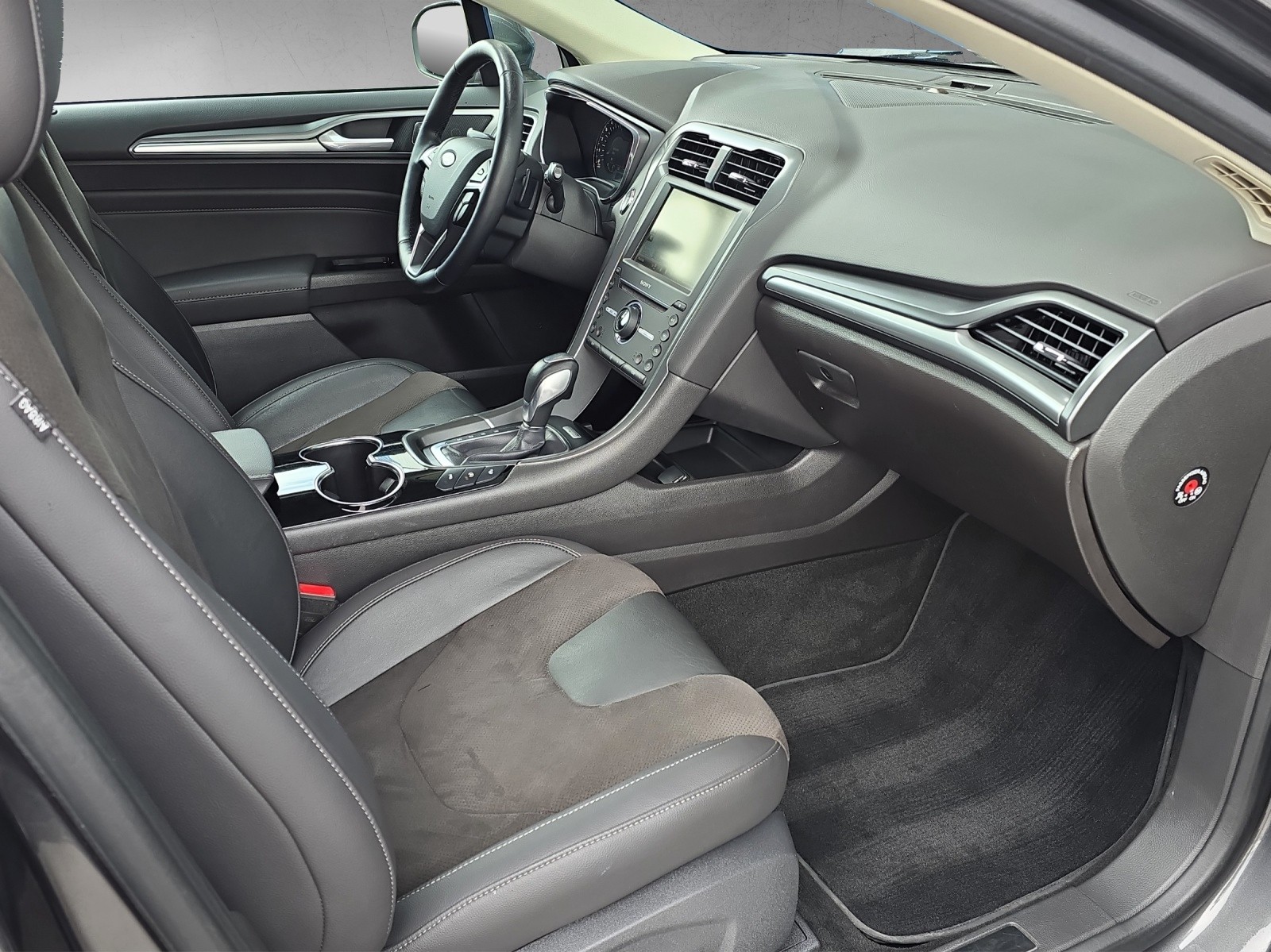 FORD Mondeo 2.0 TDCi ST-Line AWD PowerShift mit AHK-image-7