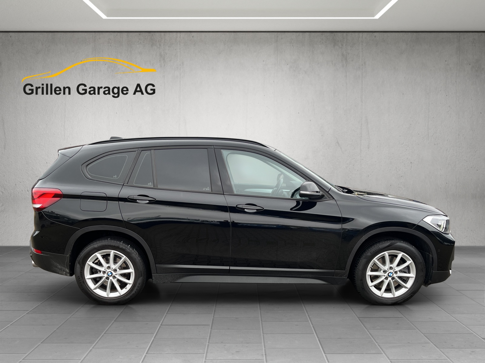 BMW X1 20i xDrive-image-5