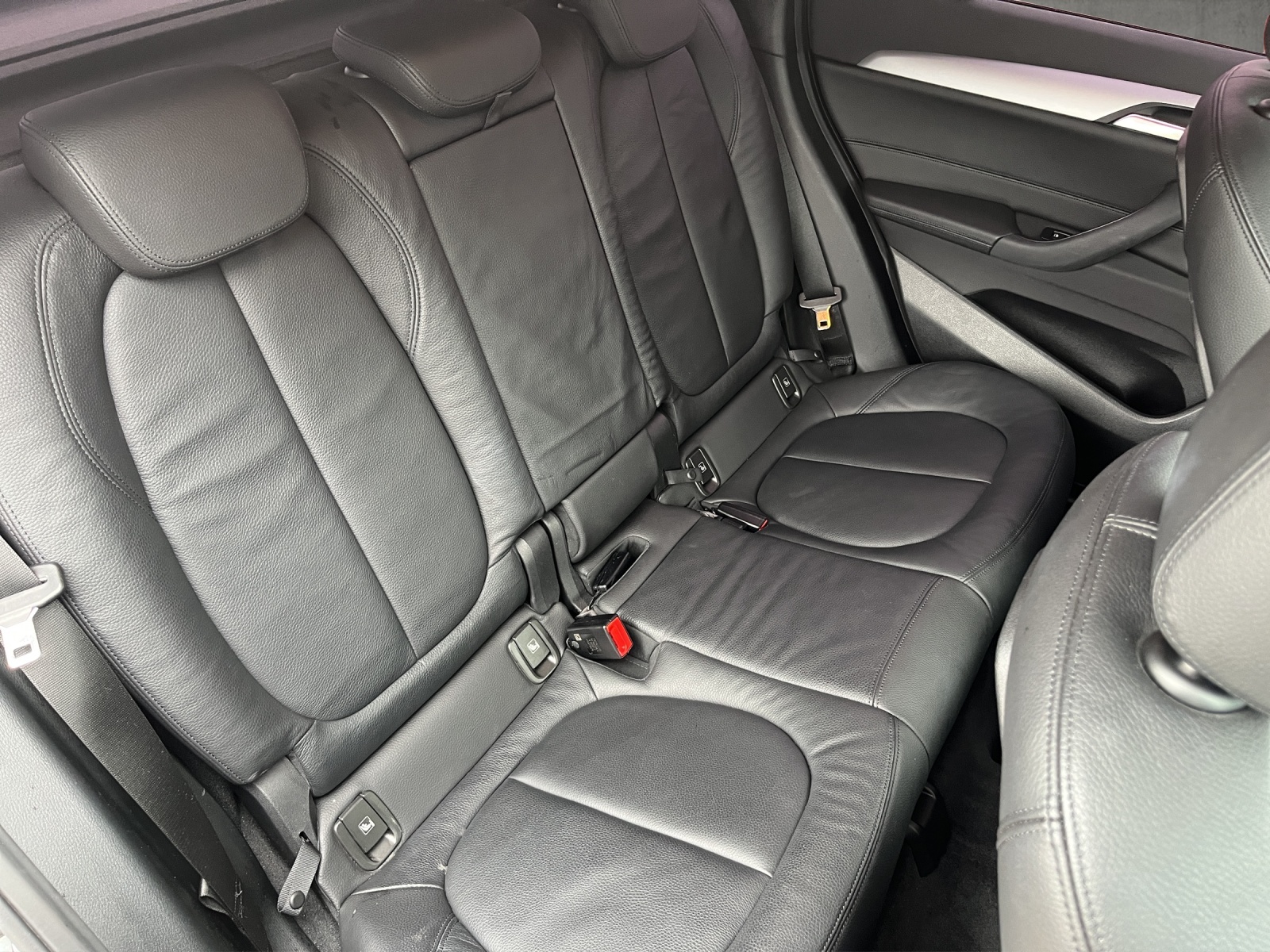 BMW X1 20i xDrive-image-13