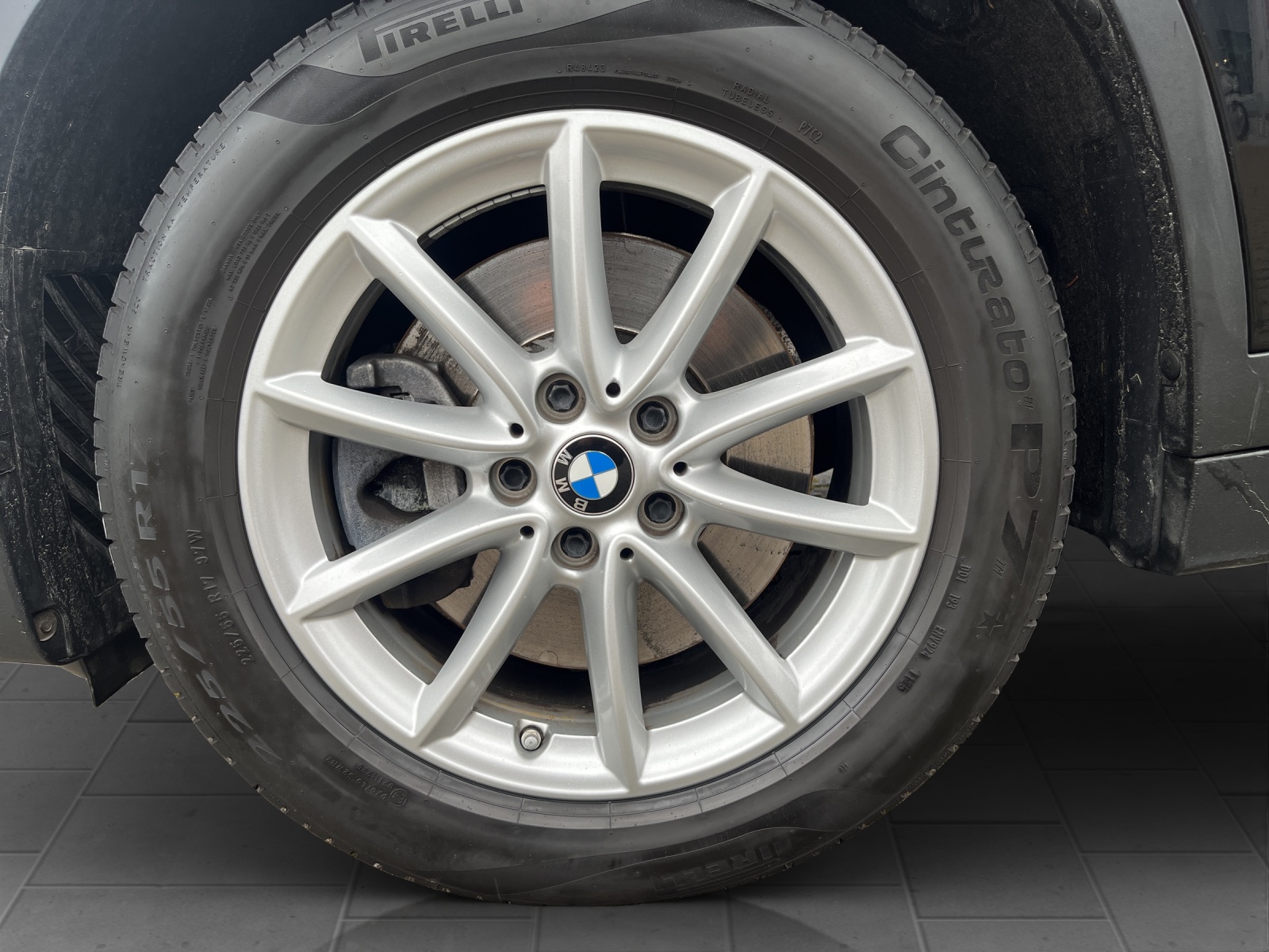BMW X1 20i xDrive-image-15