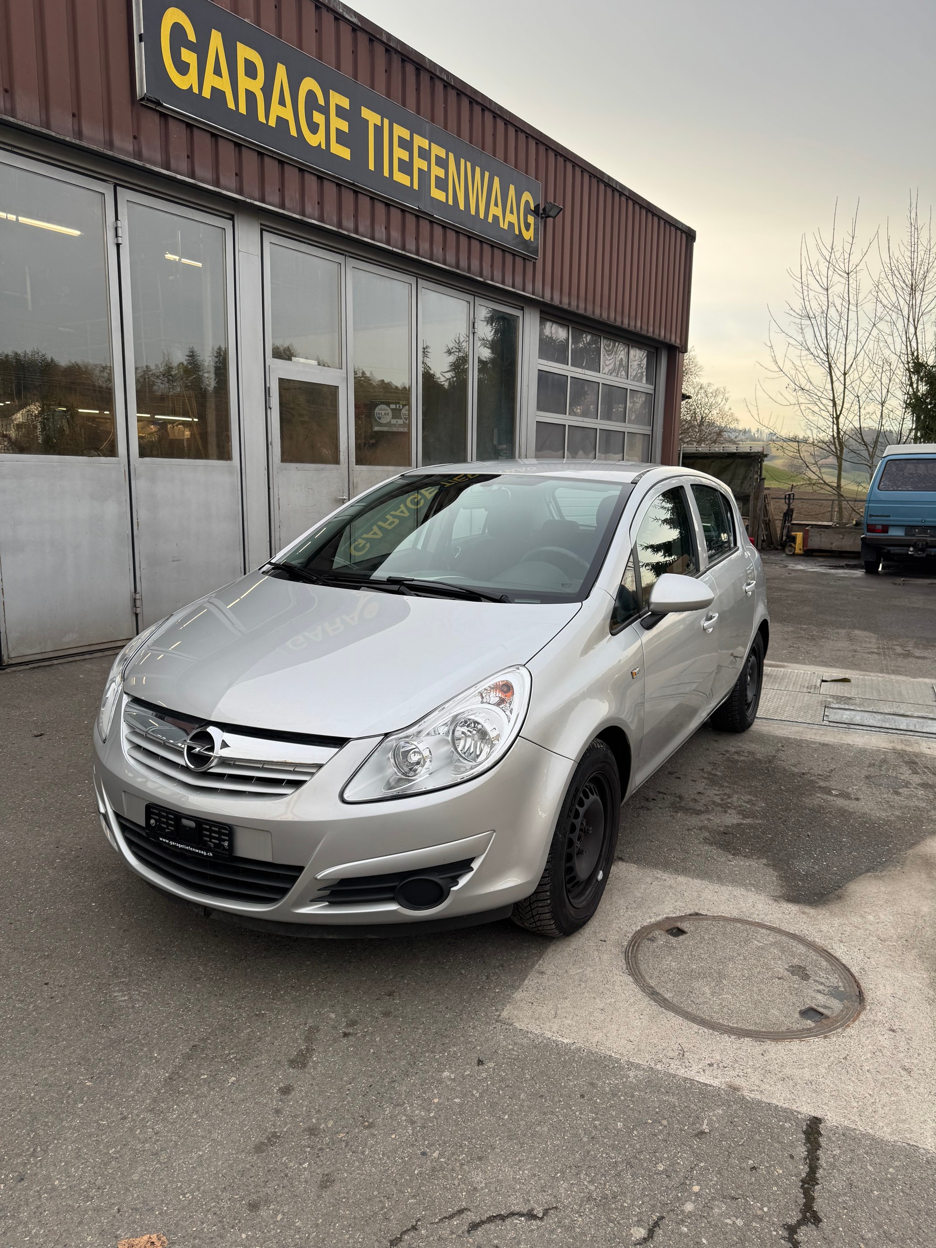 OPEL Corsa 1.4 TP Enjoy-showroom-element-1