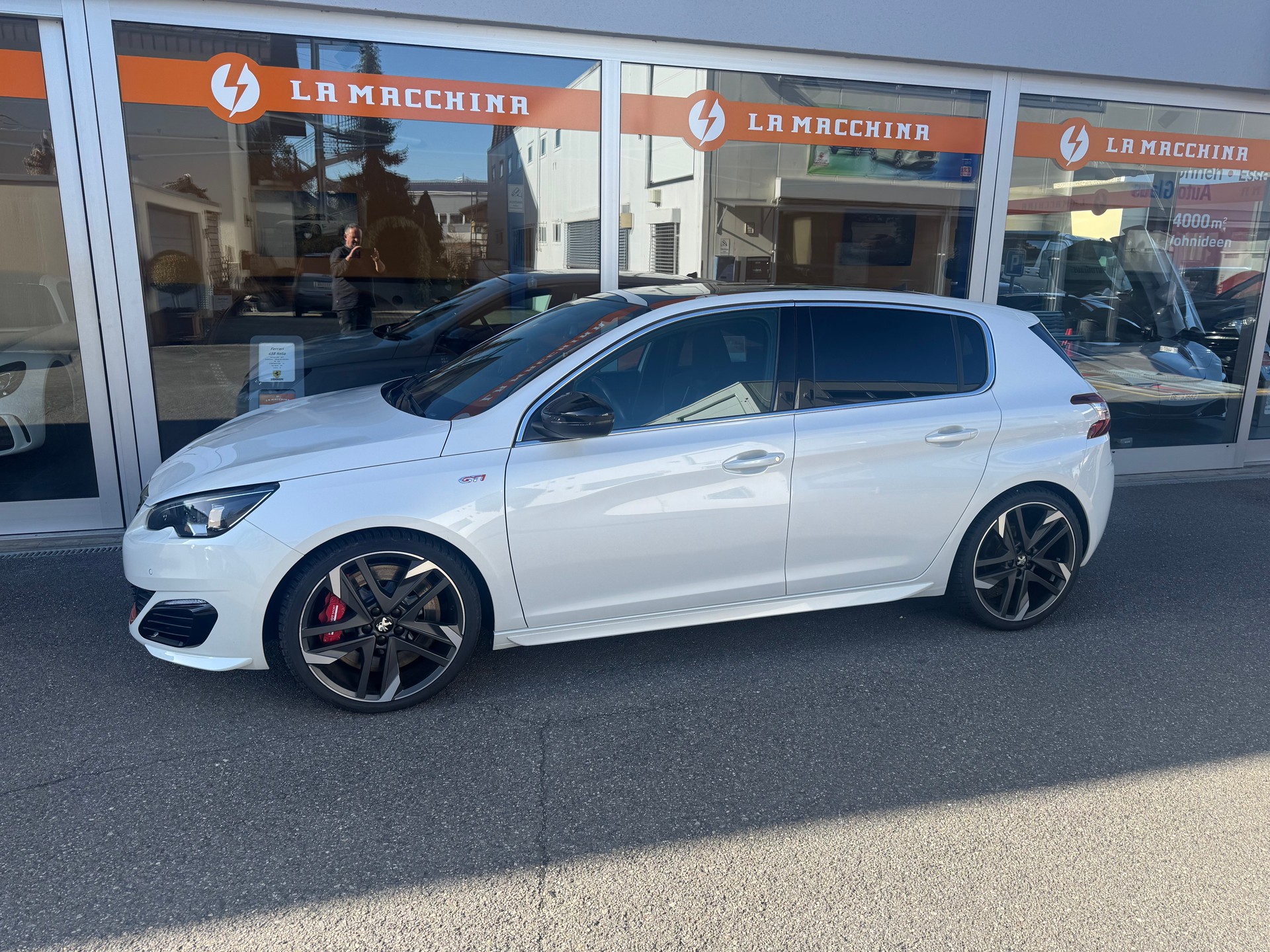 PEUGEOT 308 1.6 GTi-showroom-element-2