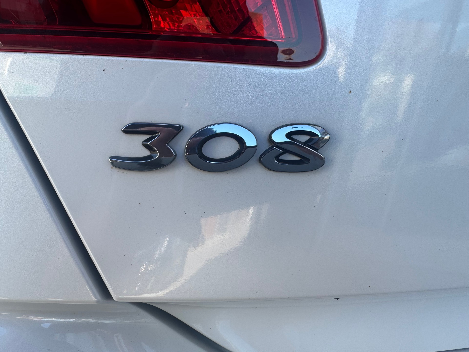 PEUGEOT 308 1.6 GTi-image-14