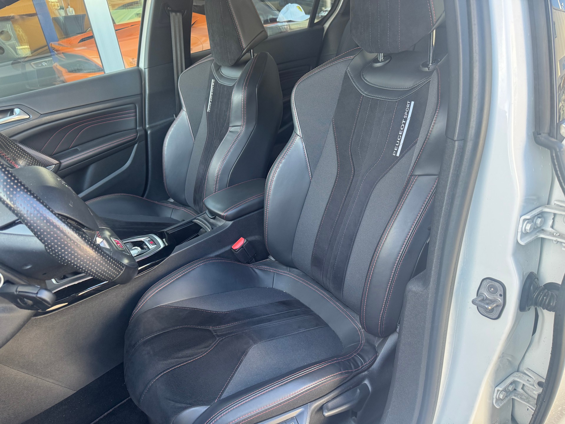 PEUGEOT 308 1.6 GTi-image-6