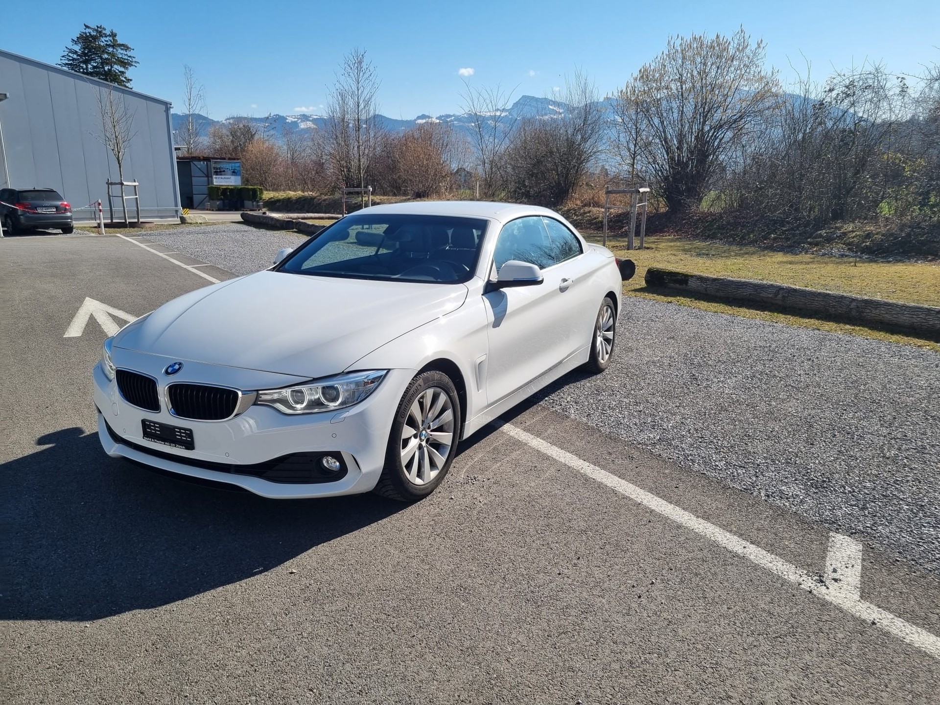 BMW 428i Cabriolet Modern Line-showroom-element-1
