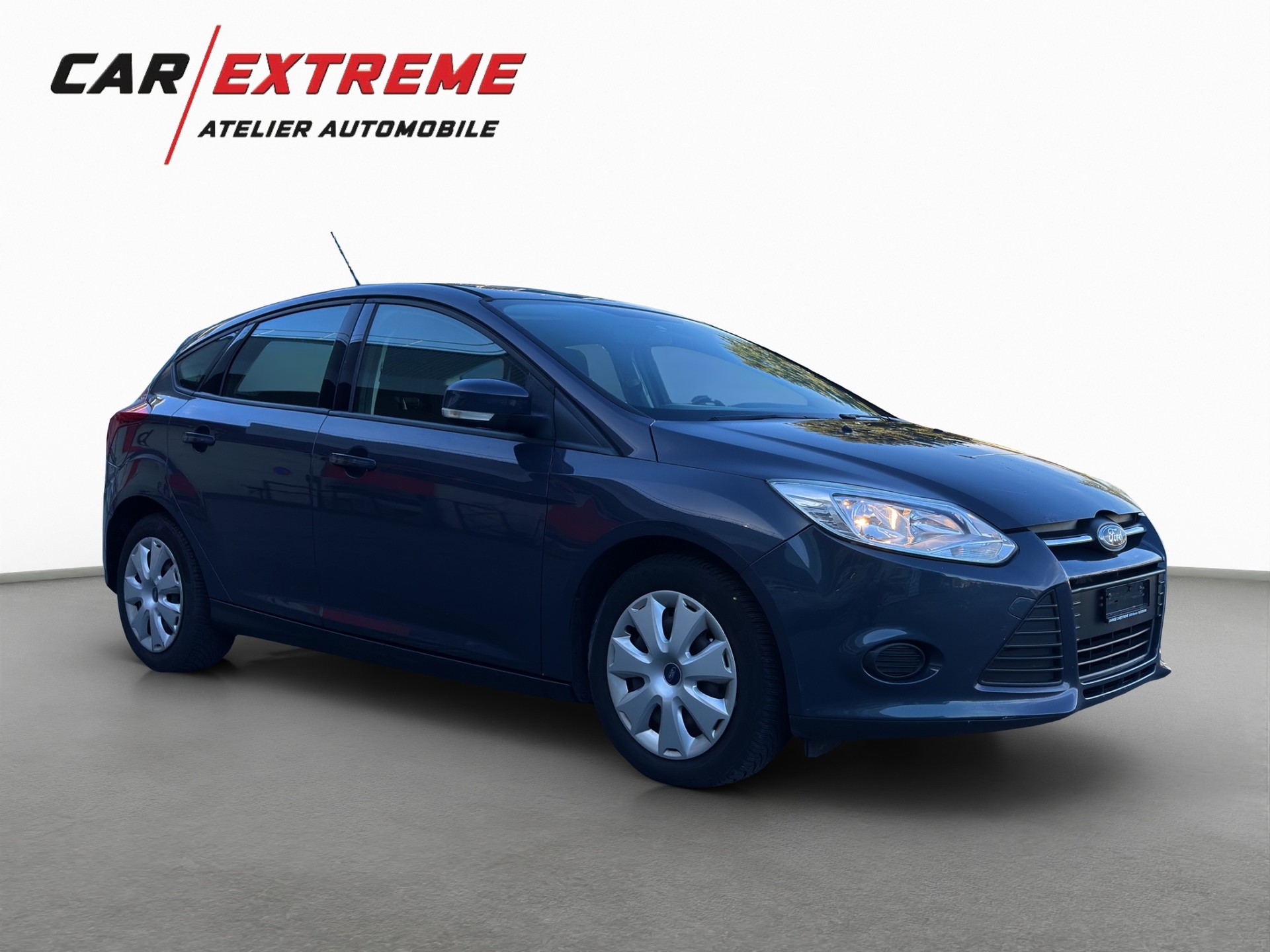 FORD Focus 1.6i VCT Winner PowerShift-showroom-element-1