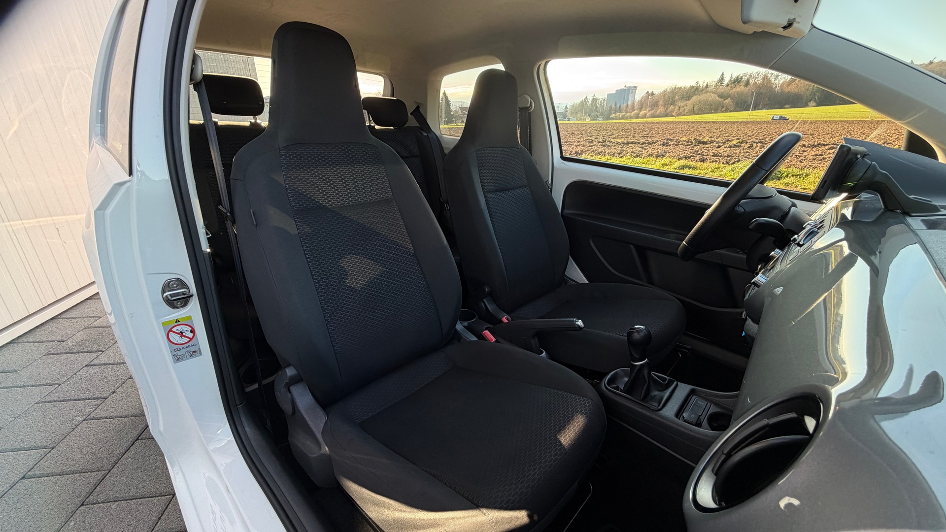 SEAT Mii 1.0 Style @MI Navigon-image-12