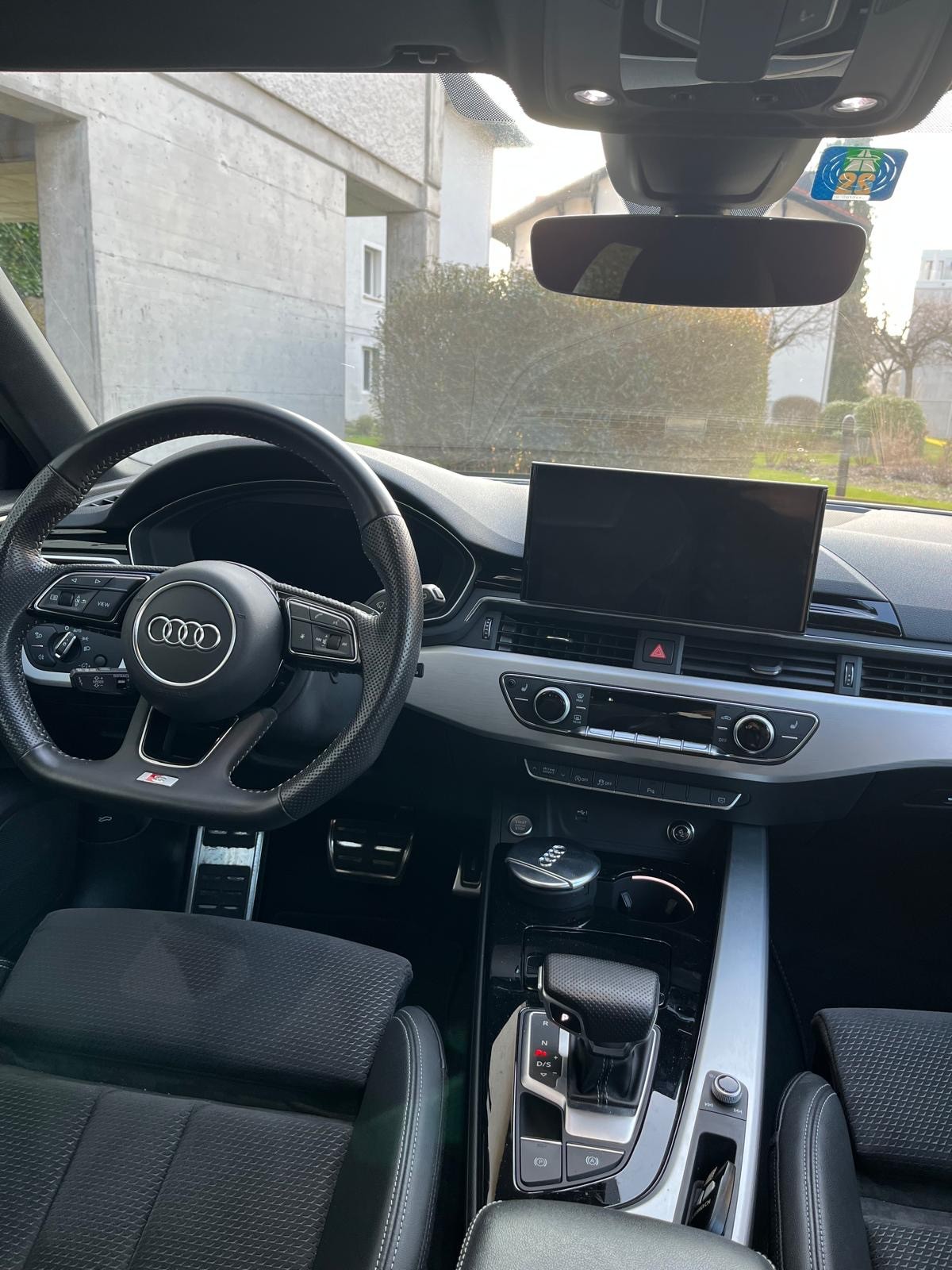 AUDI A4 Avant 45 TFSI S line S-tronic quattro-image-9