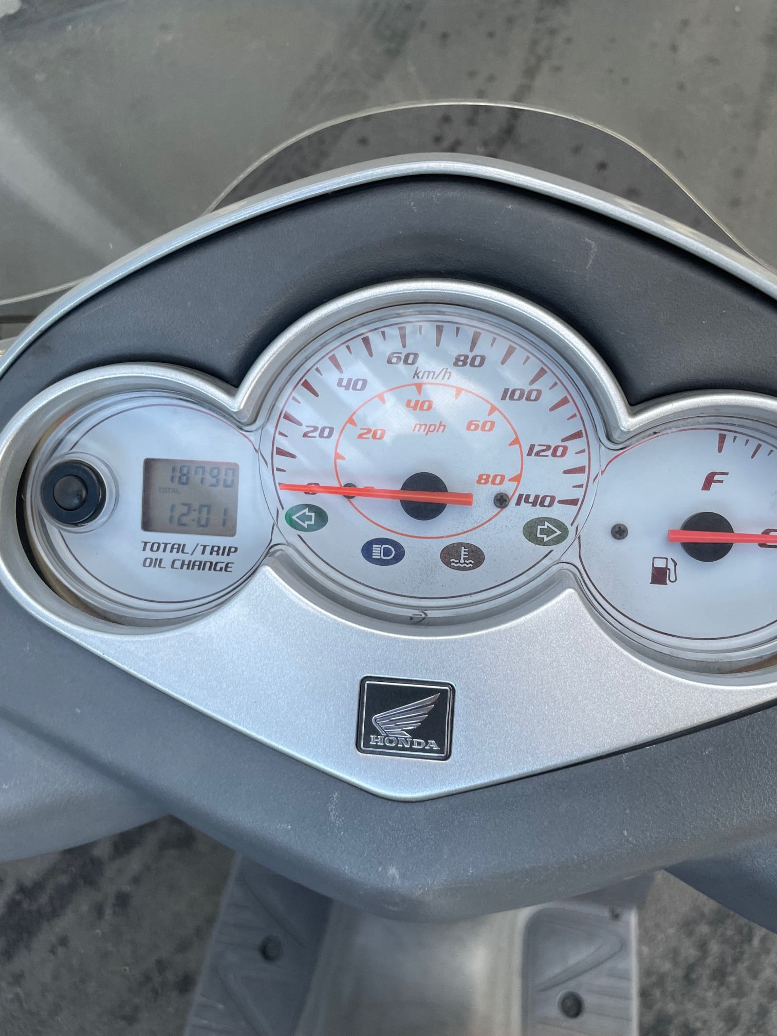 HONDA SES 125 Dylan-image-4