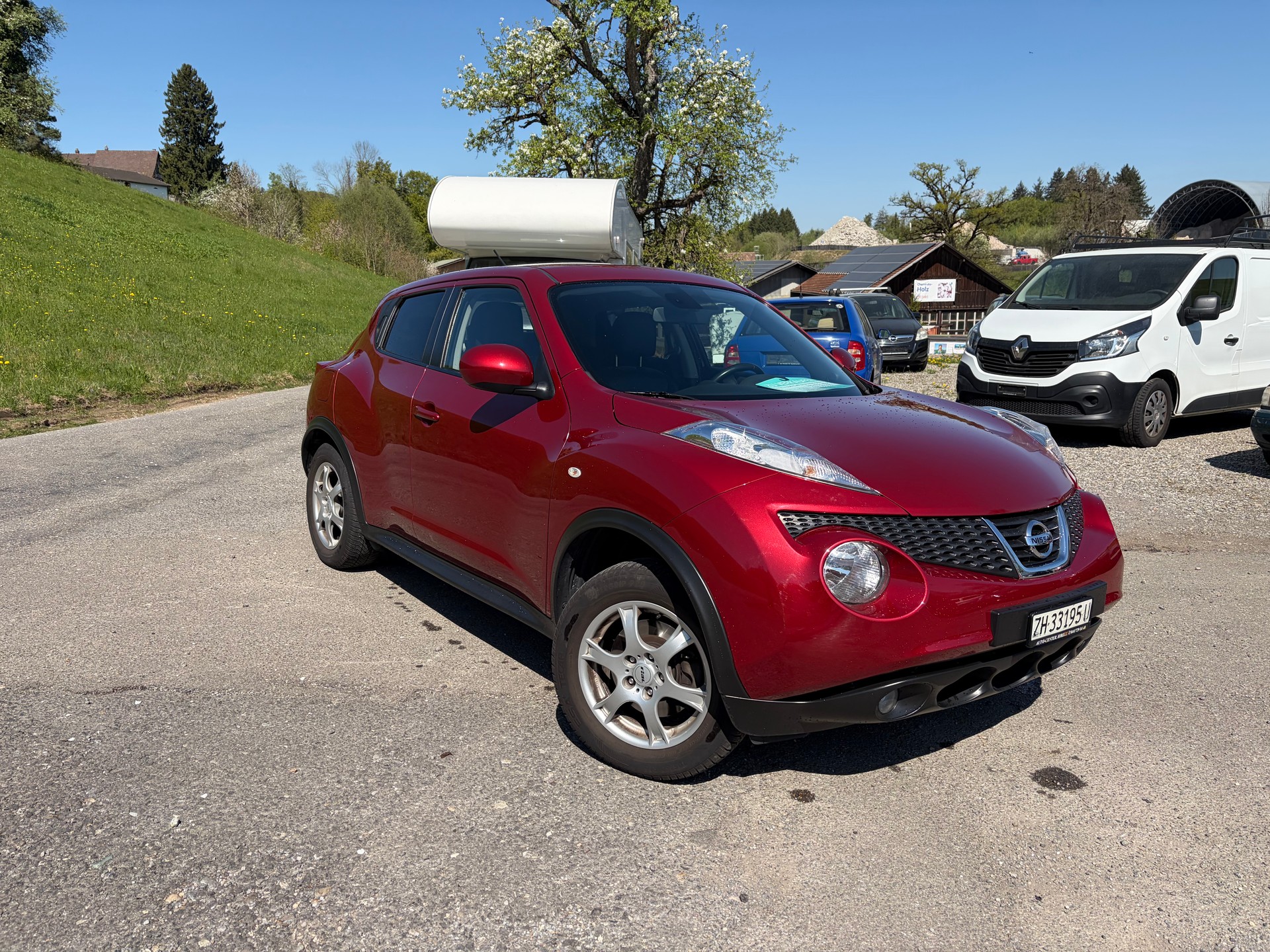 NISSAN Juke 1.6 DIG-T tekna 4x4 Xtronic M-CVT-image-0