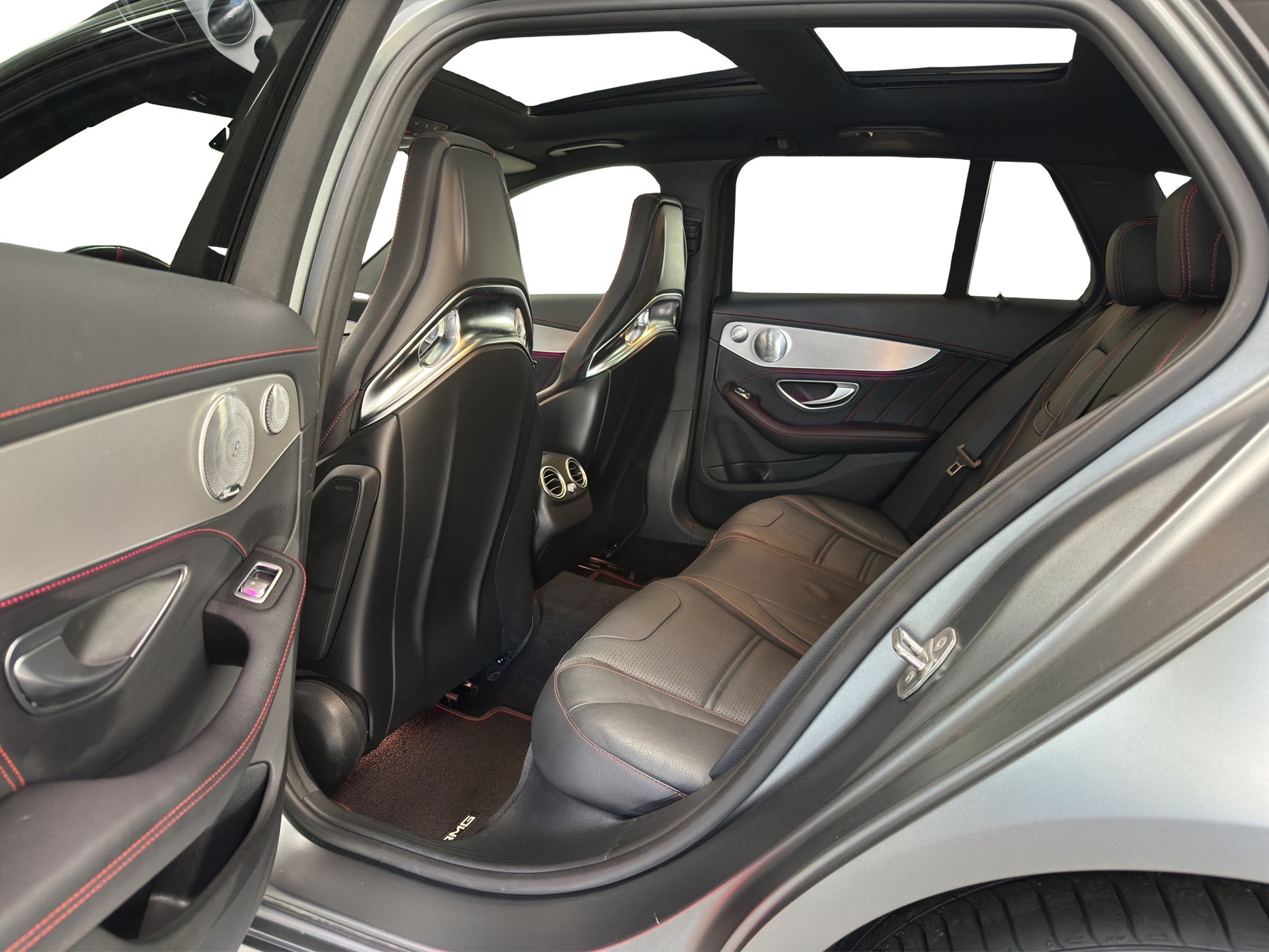 MERCEDES-BENZ C 43 AMG 4Matic 9G-Tronic-image-16
