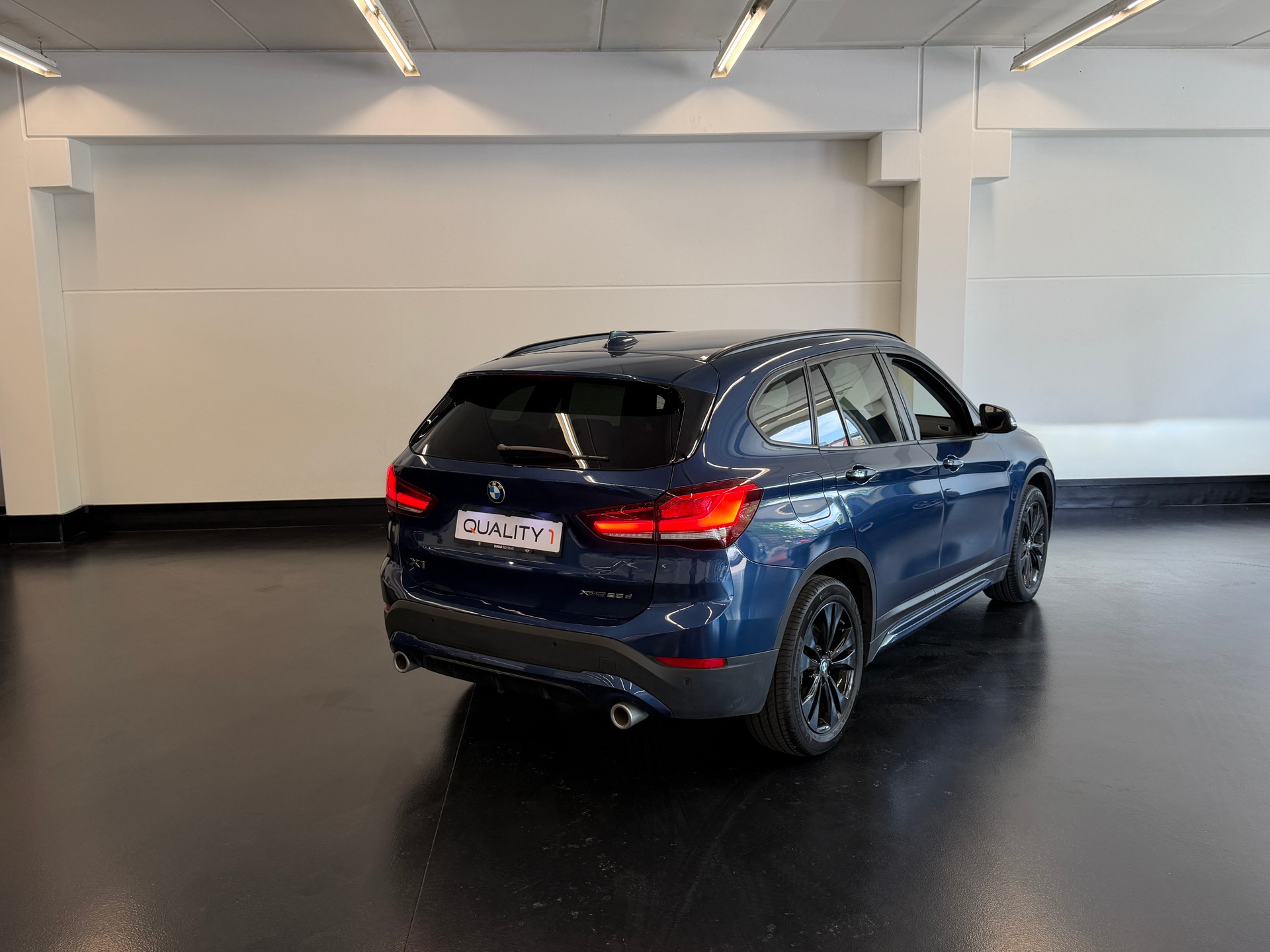 BMW X1 xDrive 25d Sport Line Steptronic-image-4