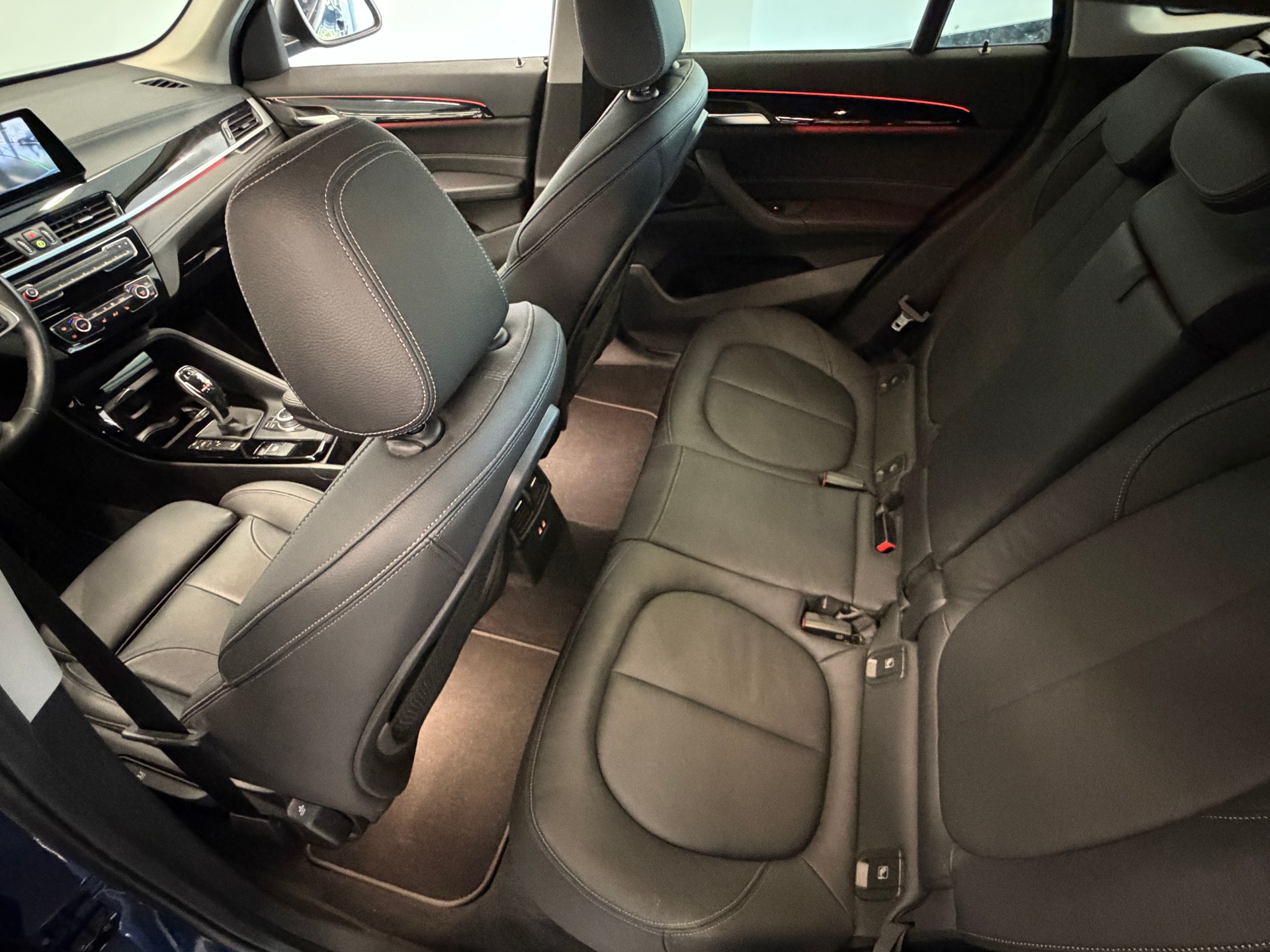 BMW X1 xDrive 25d Sport Line Steptronic-image-10