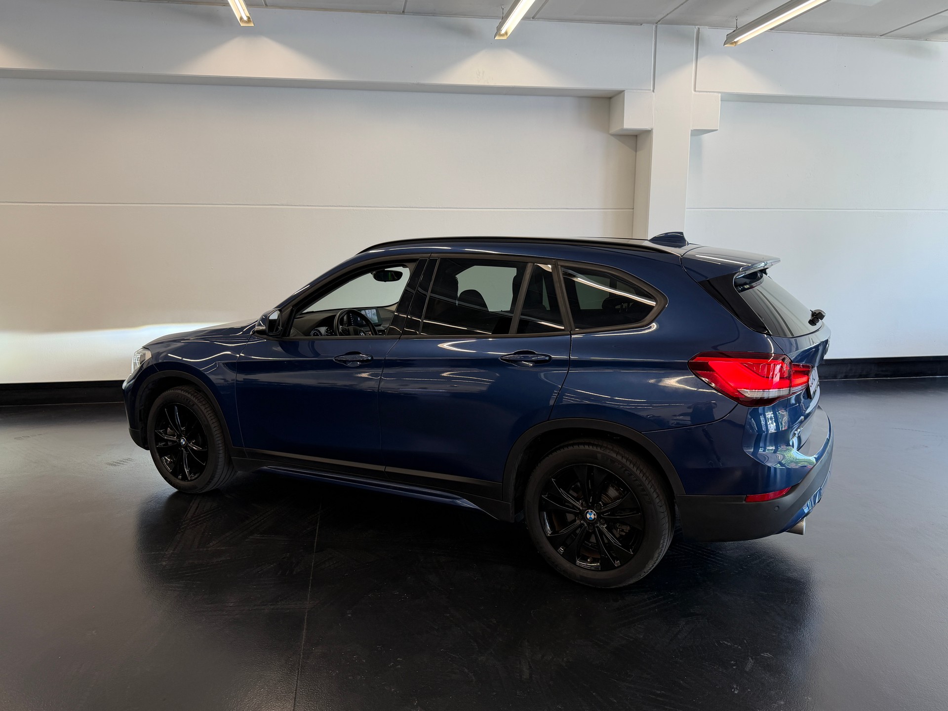 BMW X1 xDrive 25d Sport Line Steptronic-image-7