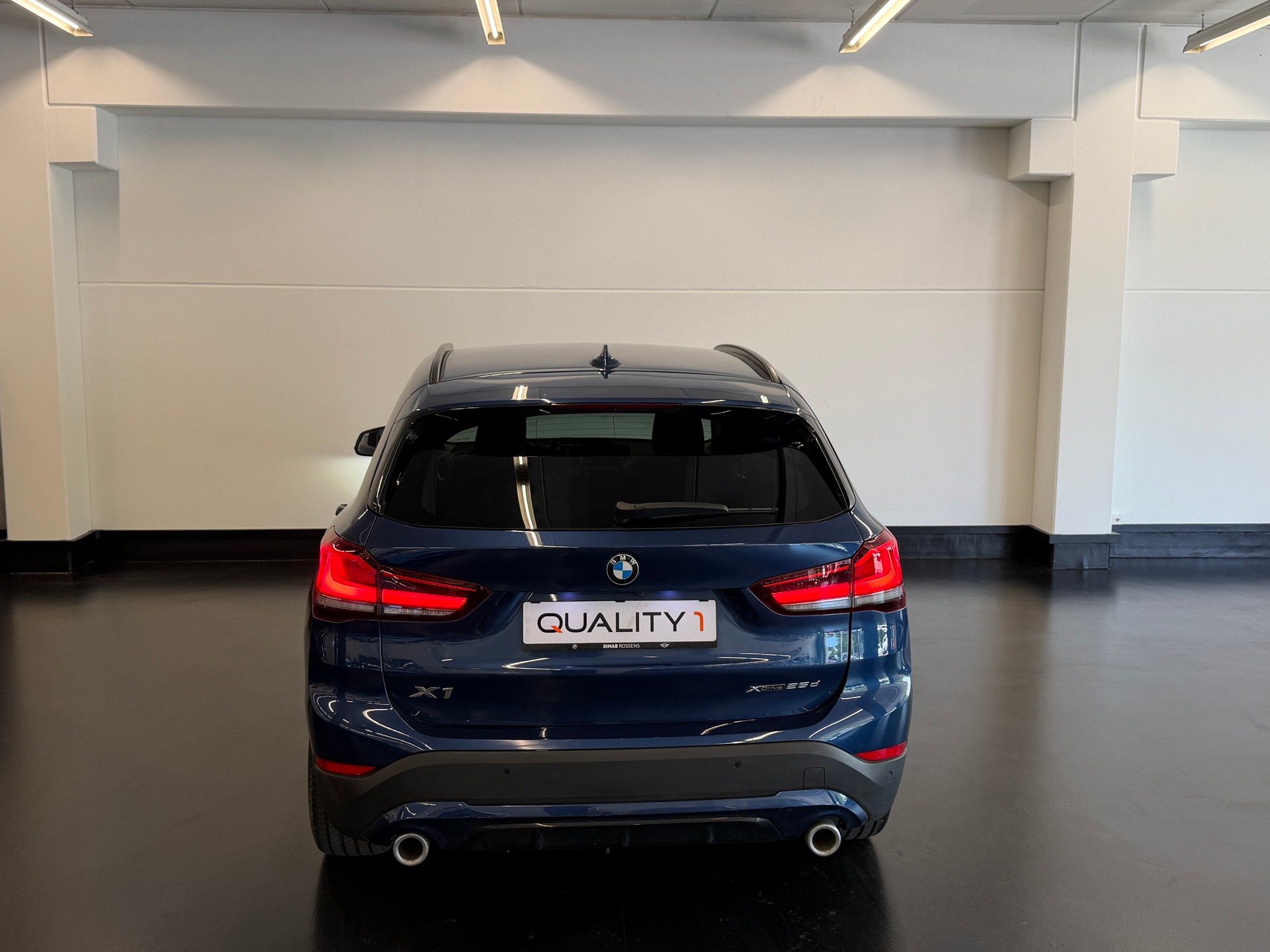 BMW X1 xDrive 25d Sport Line Steptronic-image-3