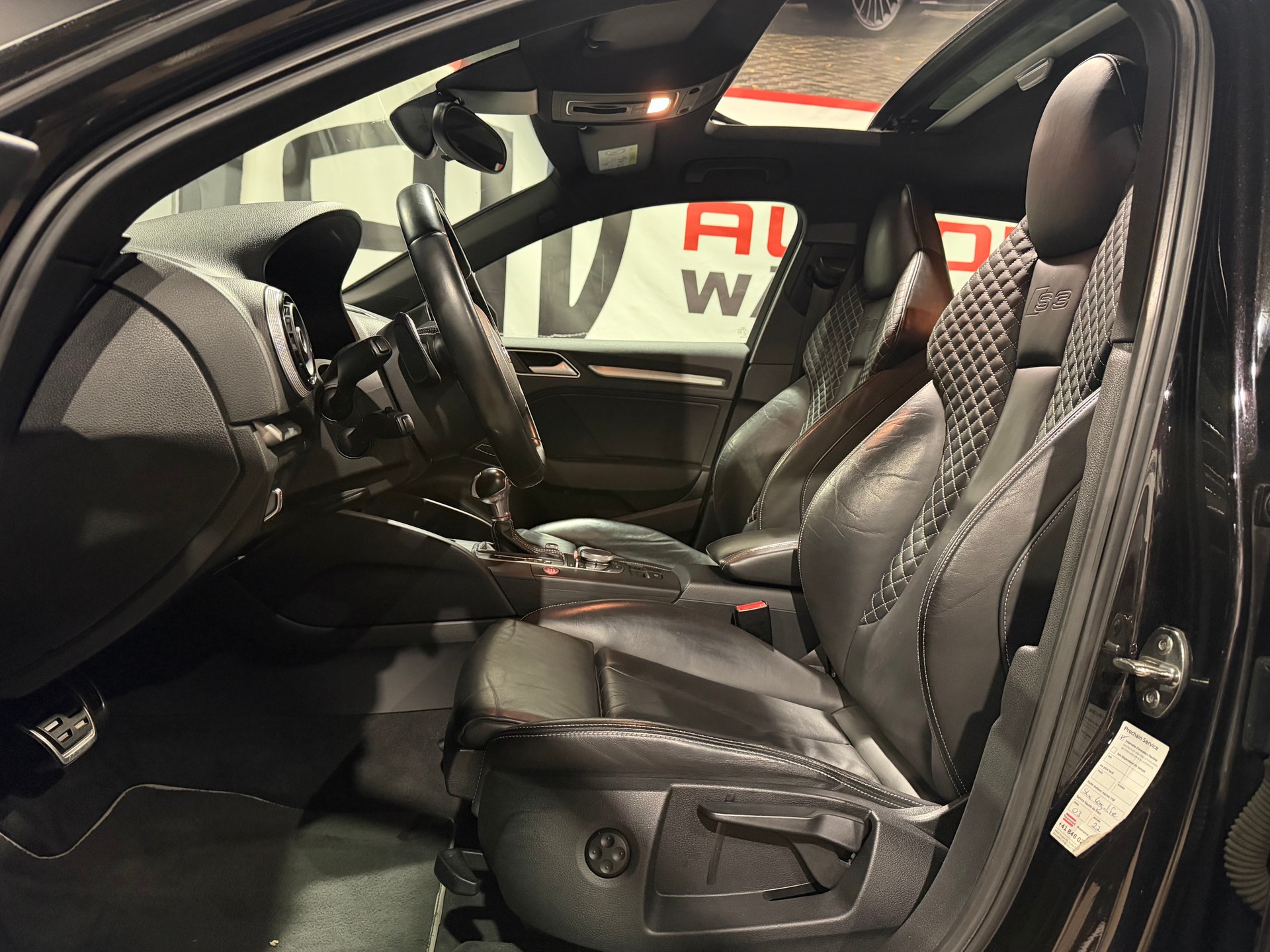 AUDI S3 Sportback 2.0 TFSI quattro S-tronic-image-13