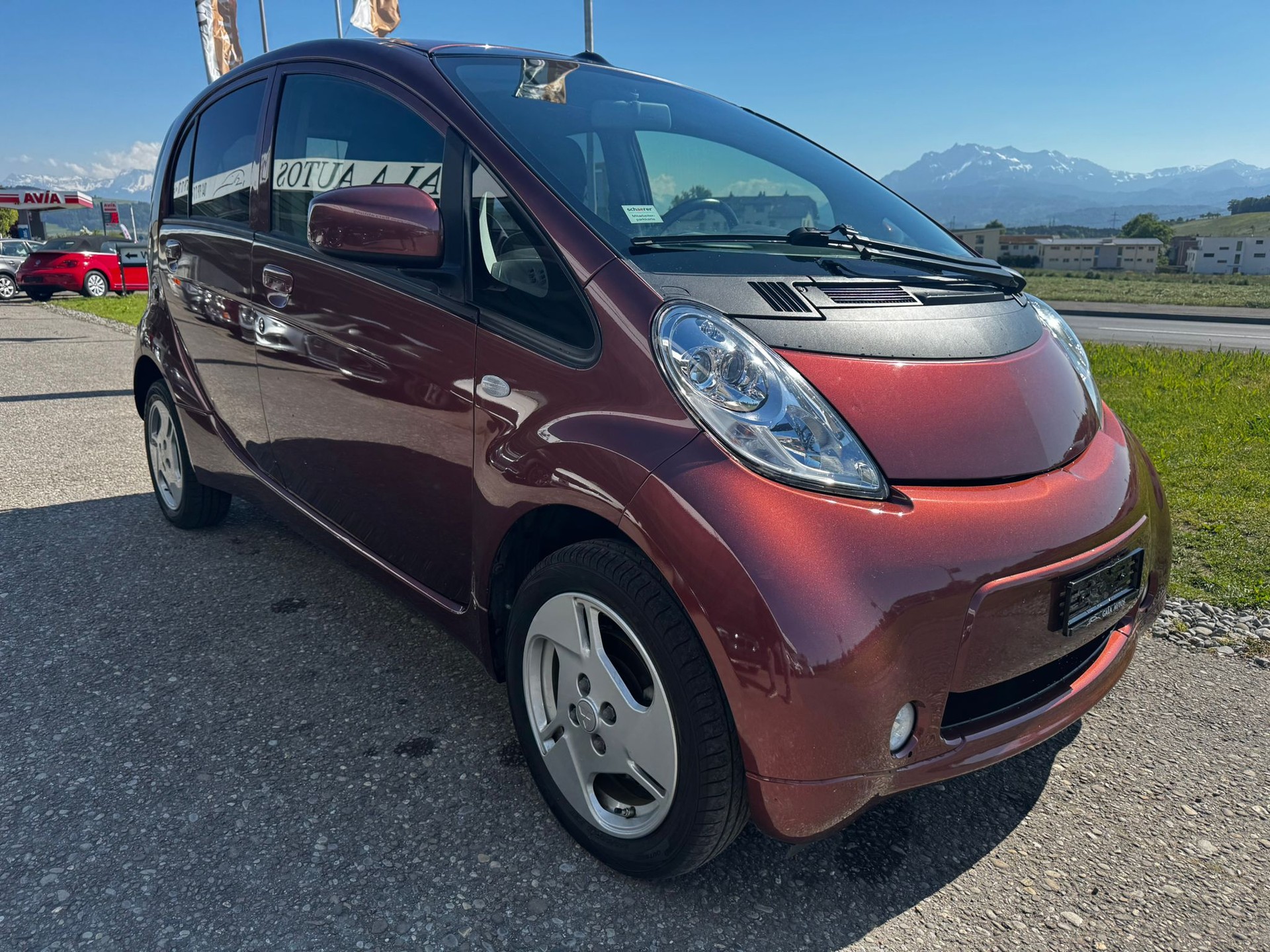 MITSUBISHI i MiEV-image-2