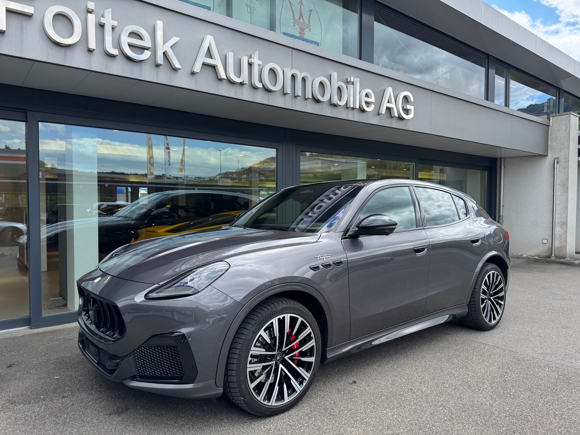 MASERATI Grecale 3.0 Trofeo-image-9