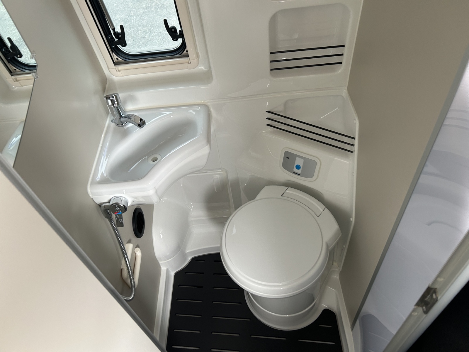 WESTFALIA Columbus 540D 2.2D 8G-image-21