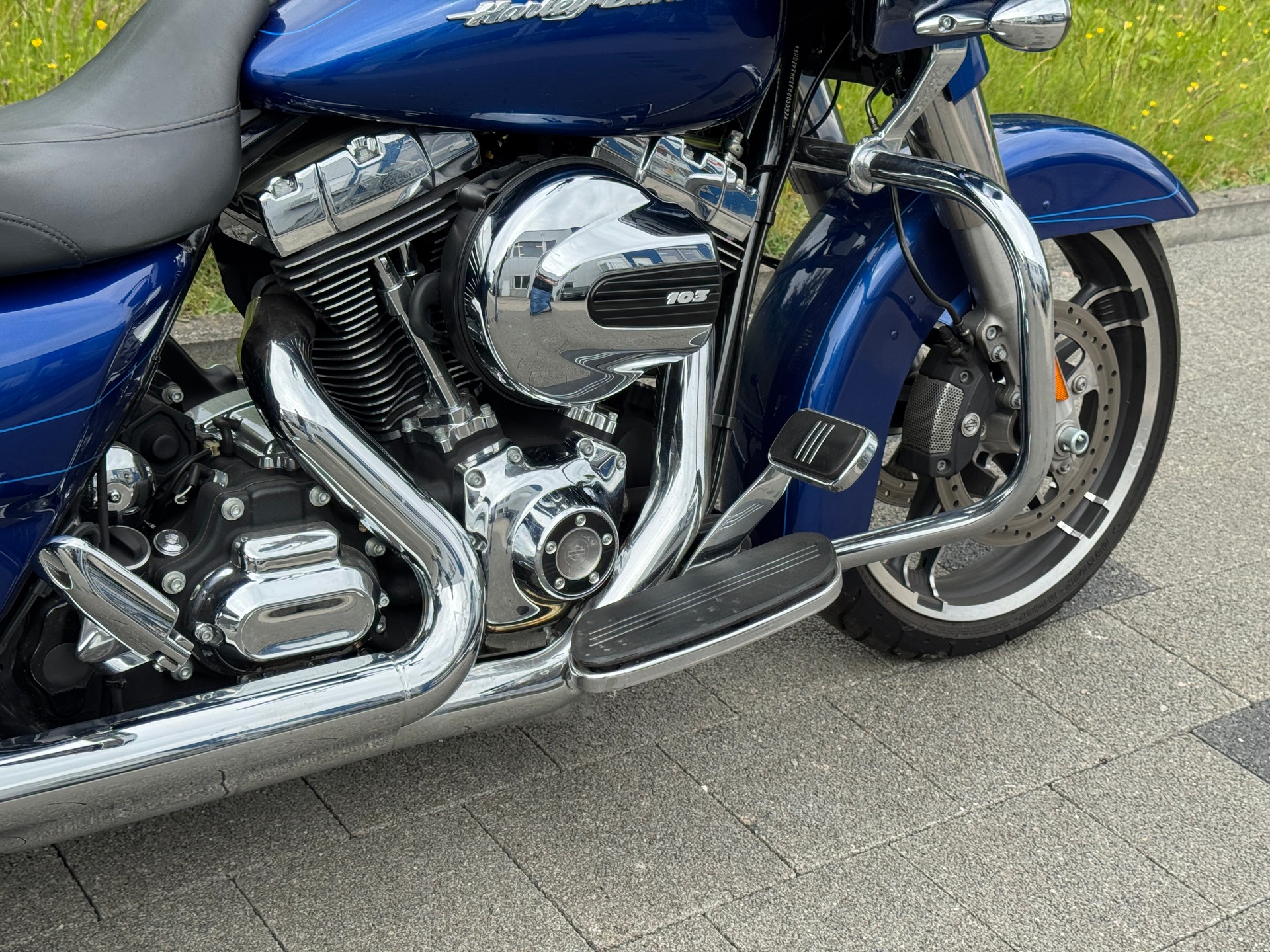 HARLEY-DAVIDSON FLTRXS 103 Road Glide (35 KW möglich)-image-3