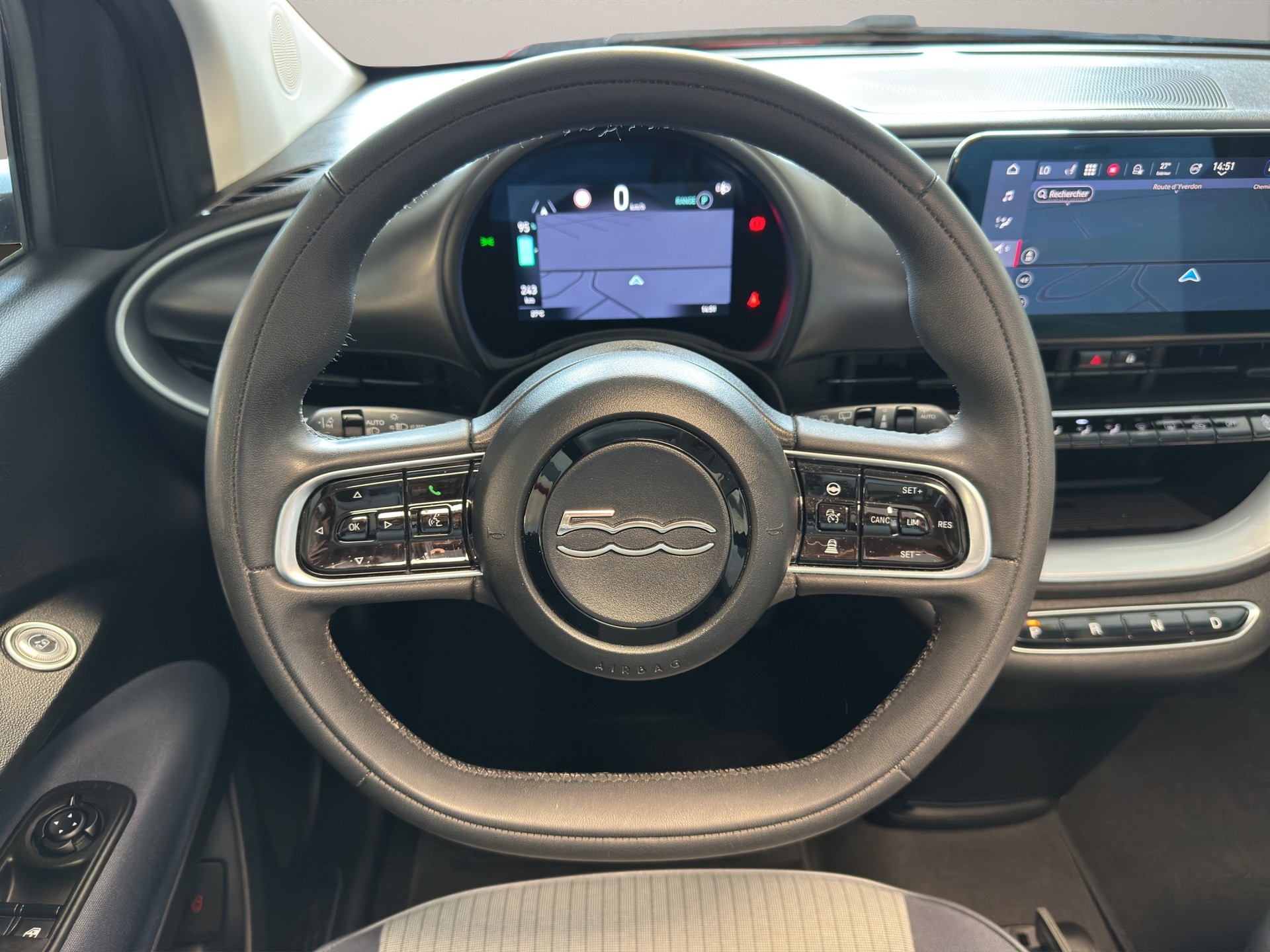 FIAT 500 electric 87 kW Icon-image-12