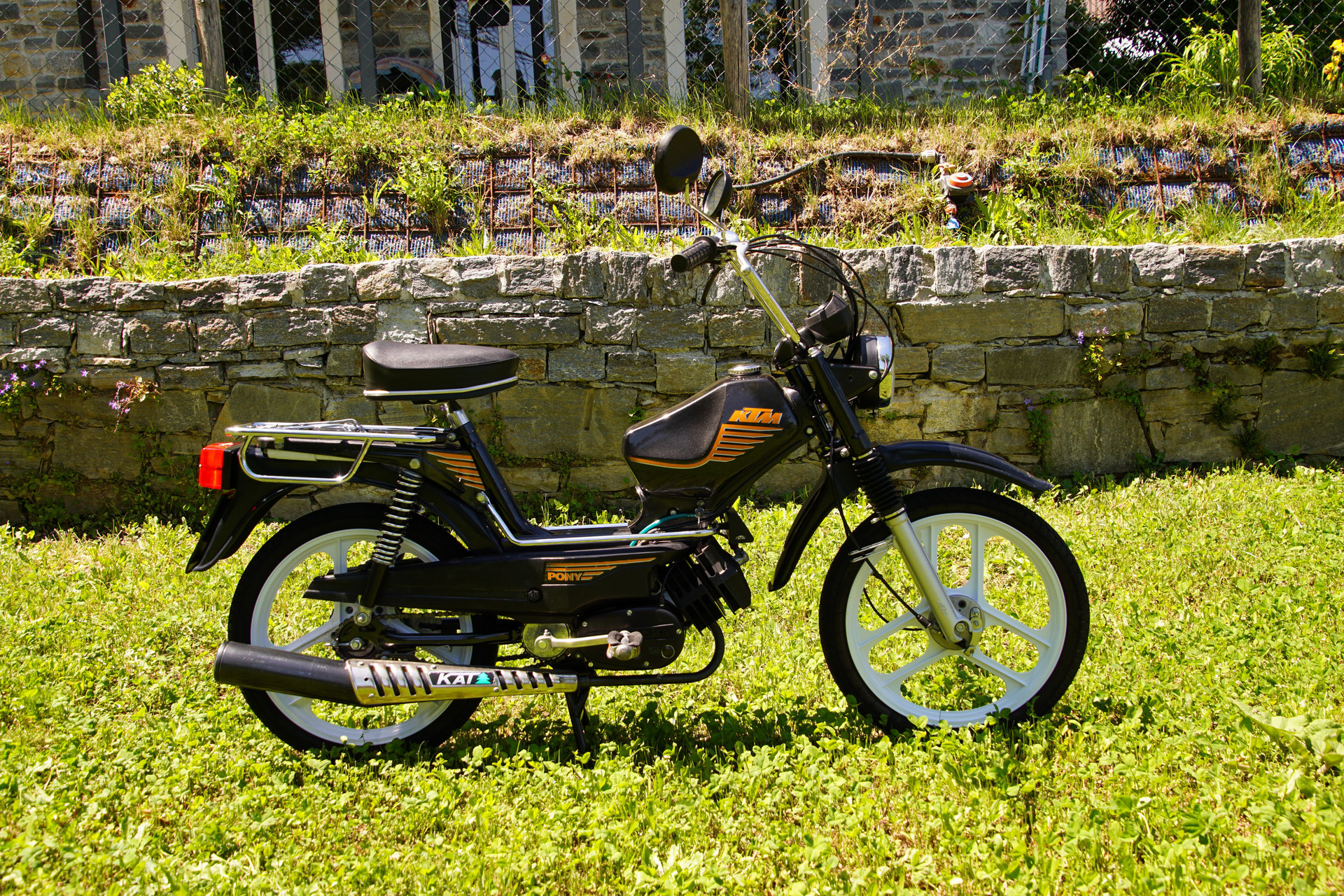 PONY 503 GTX KAT-image-1