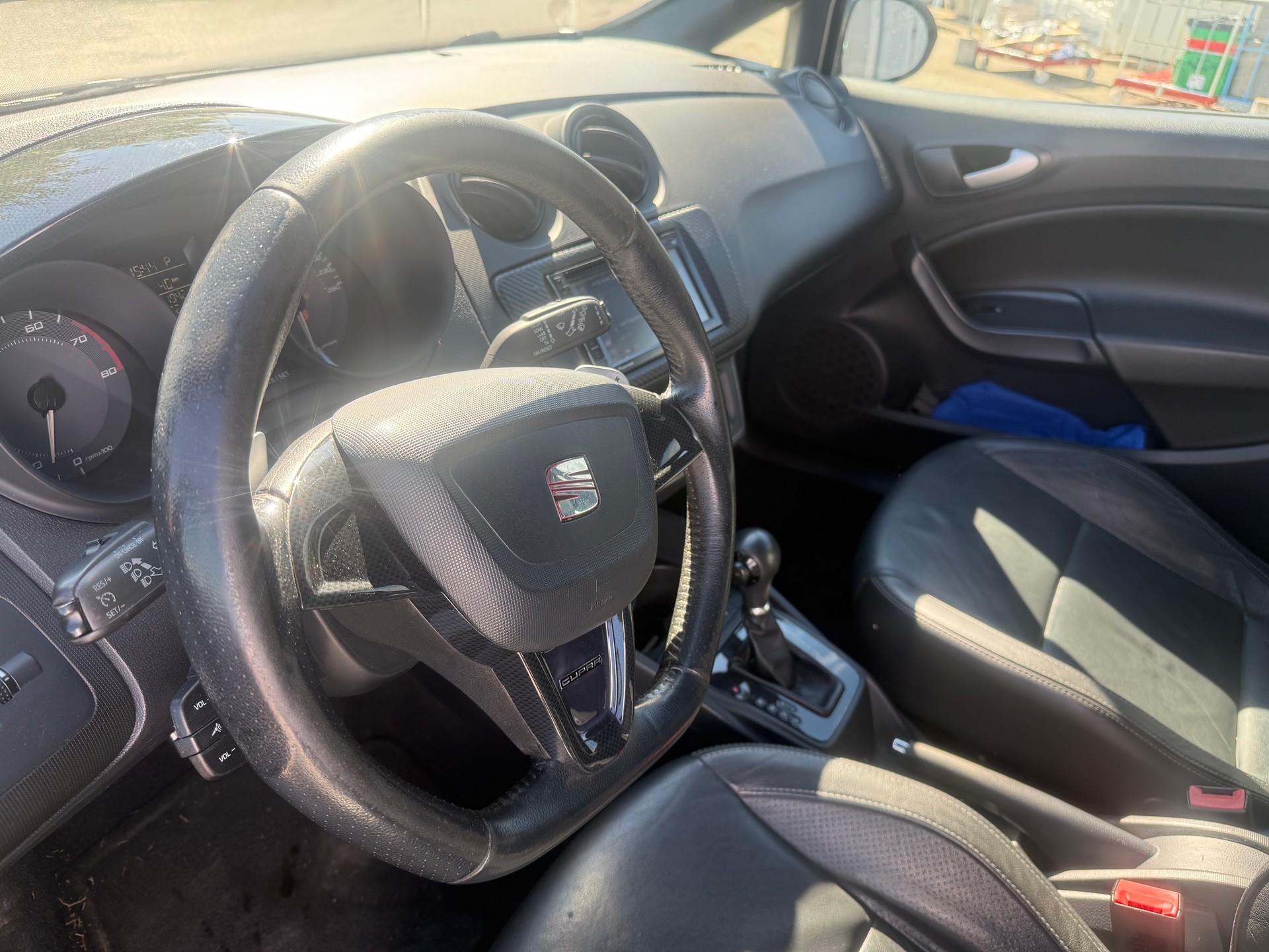 SEAT Ibiza SC 1.4 TSI Cupra R210 Swiss Racing DSG-image-8