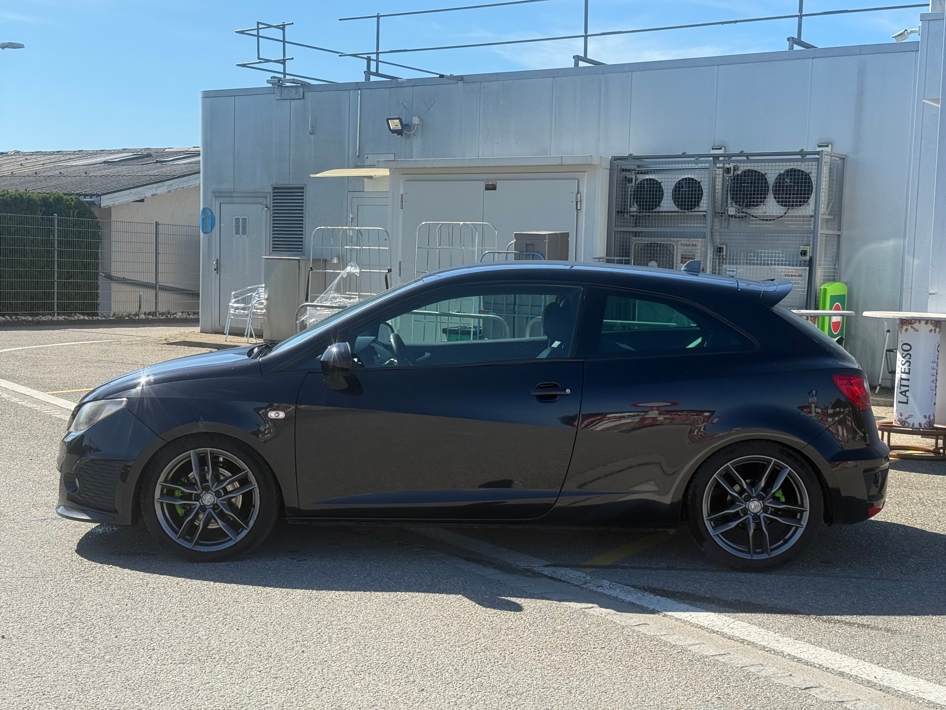 SEAT Ibiza SC 1.4 TSI Cupra R210 Swiss Racing DSG-image-2