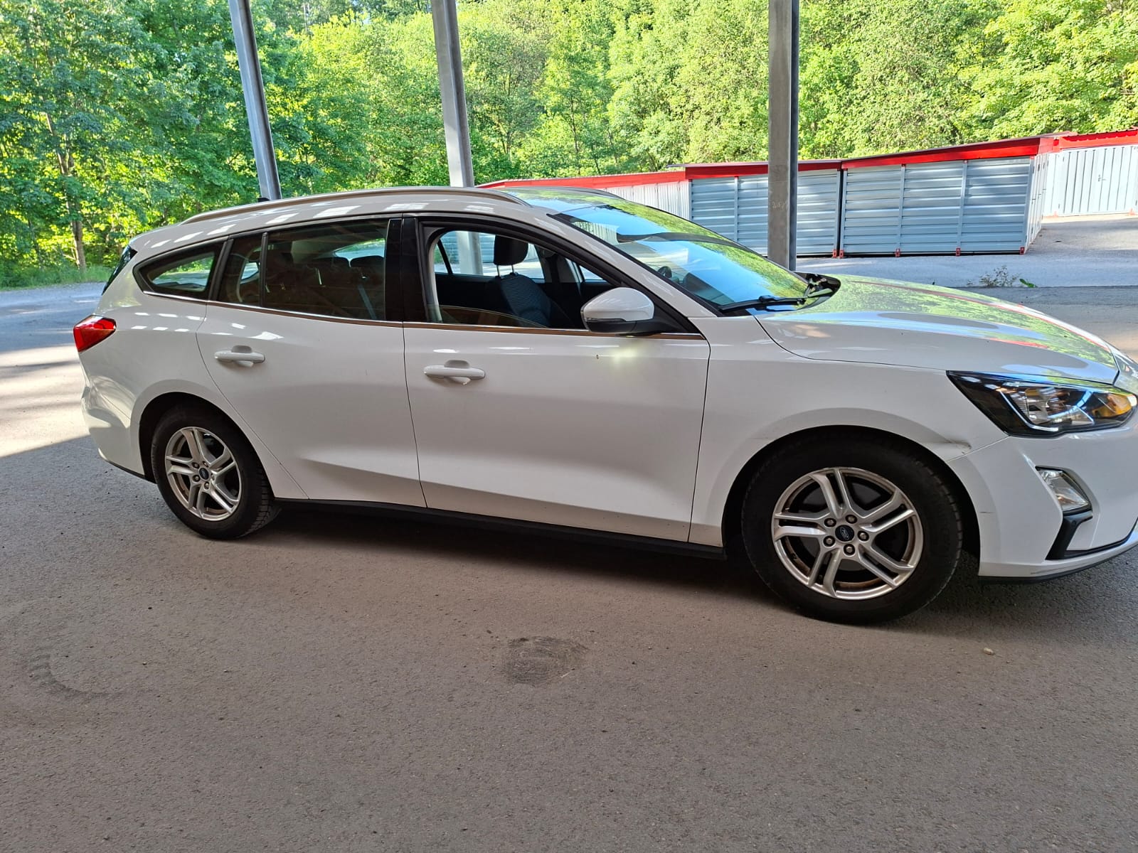 FORD Focus 1.5 TDCi ST Line Automatic-showroom-element-3