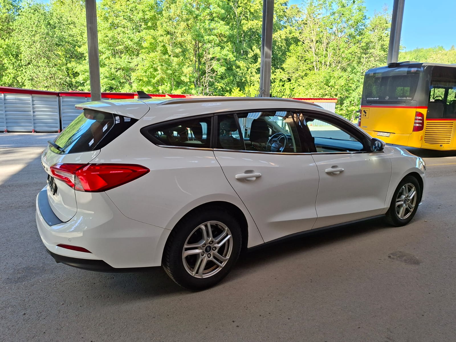 FORD Focus 1.5 TDCi ST Line Automatic-image-4