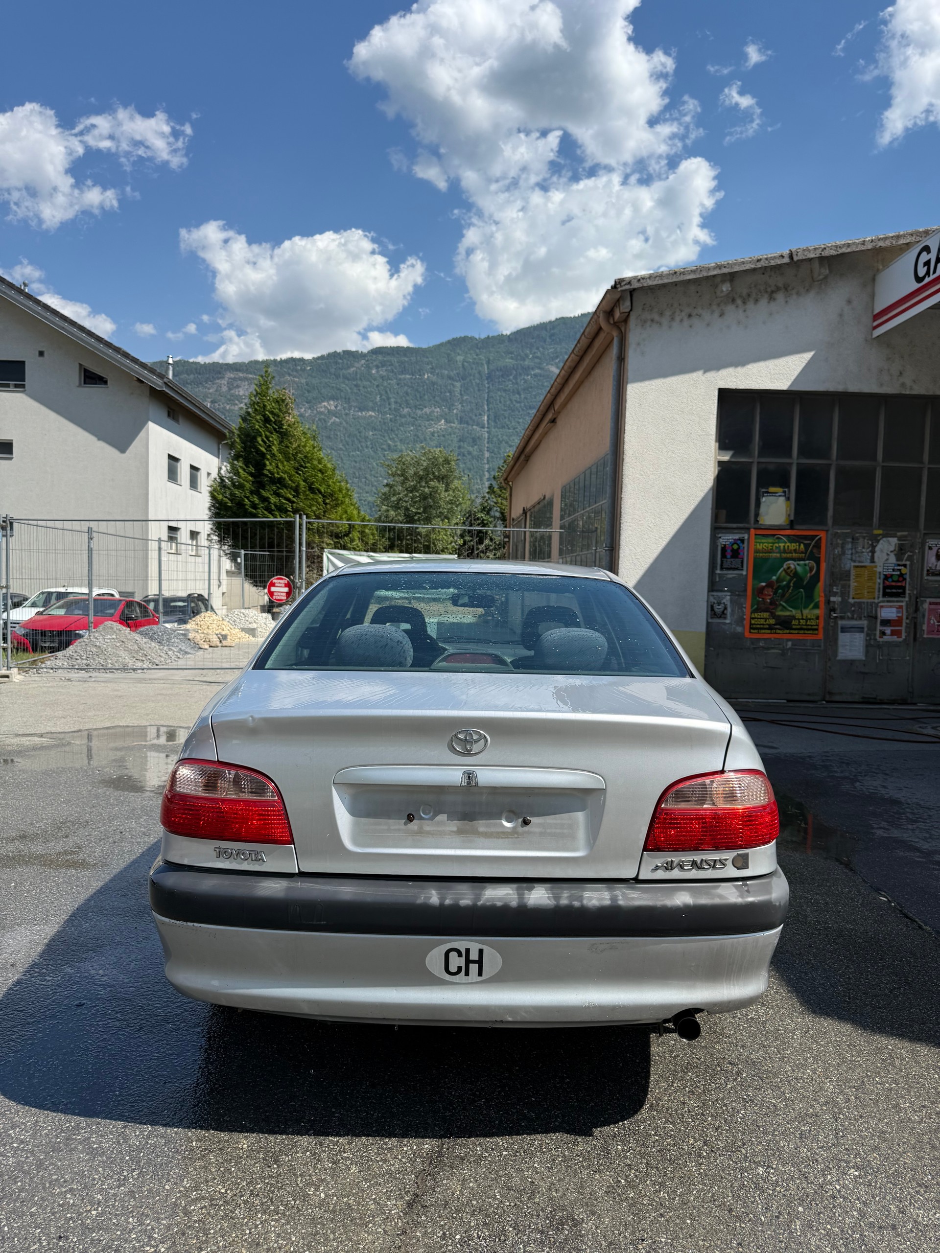 TOYOTA Avensis 2.0 VVT-i Linea Sol Sedan-image-7