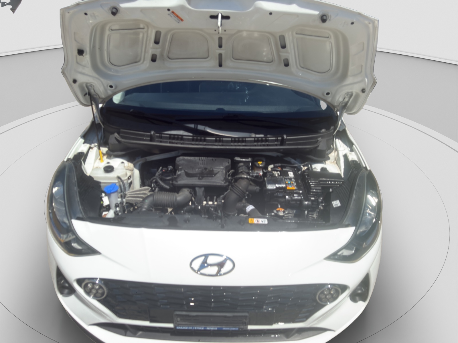 HYUNDAI i10 1.0 Launch Automat-image-13