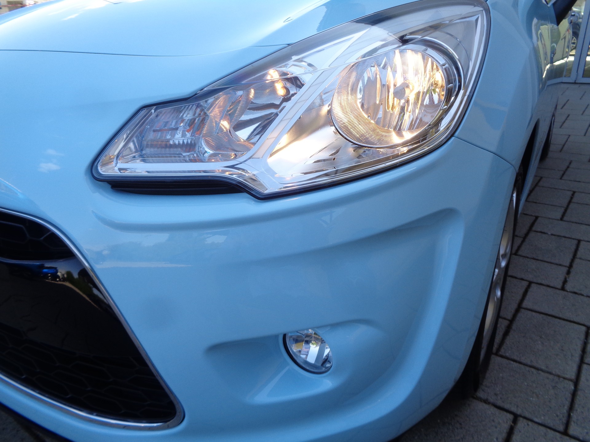 CITROEN C3 1.4i 16V Exclusive-image-19
