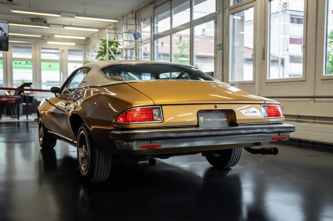 CHEVROLET CAMARO LT 350-showroom-element-3