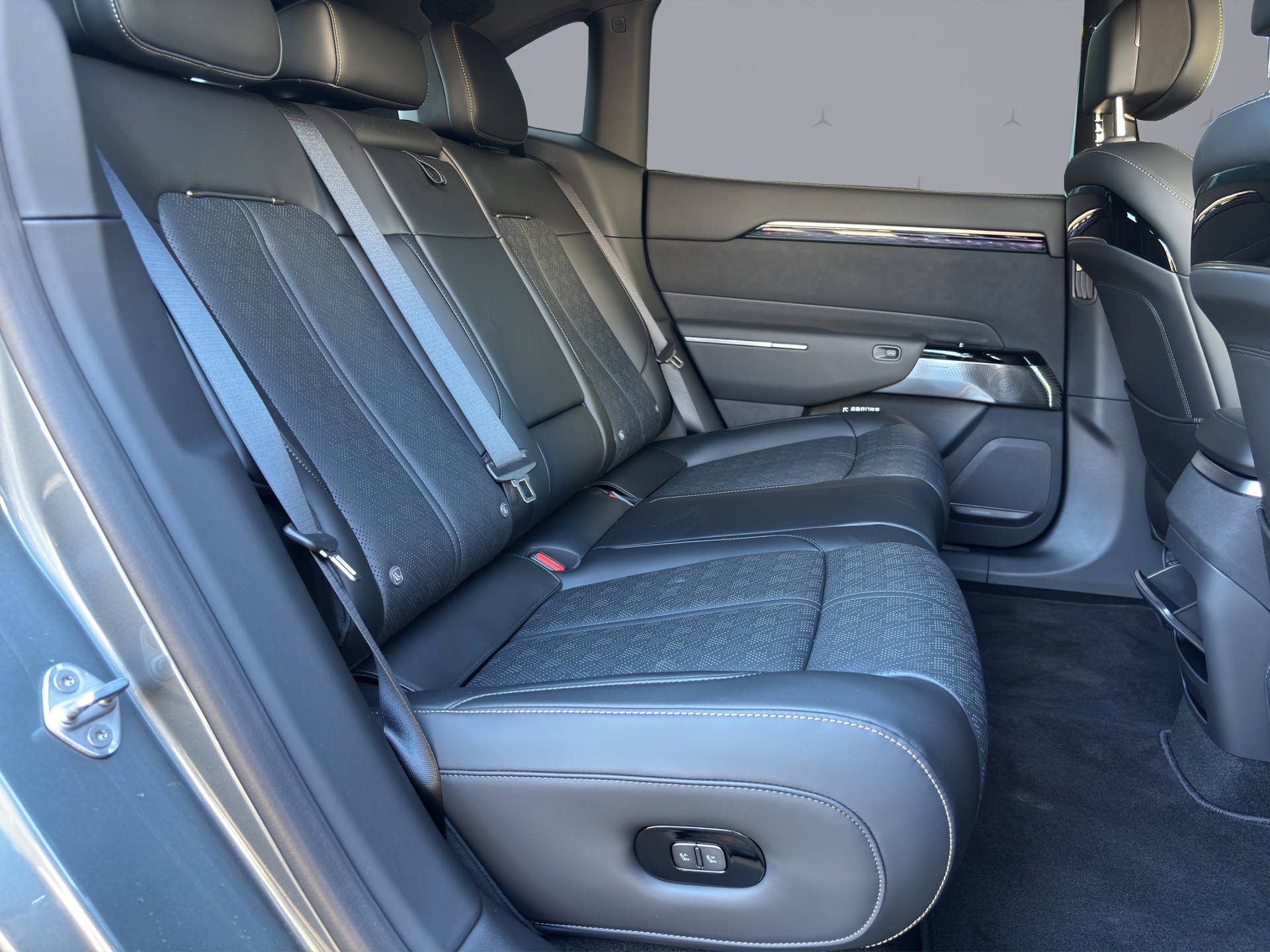 ZEEKR 7X Privilege AWD-image-18