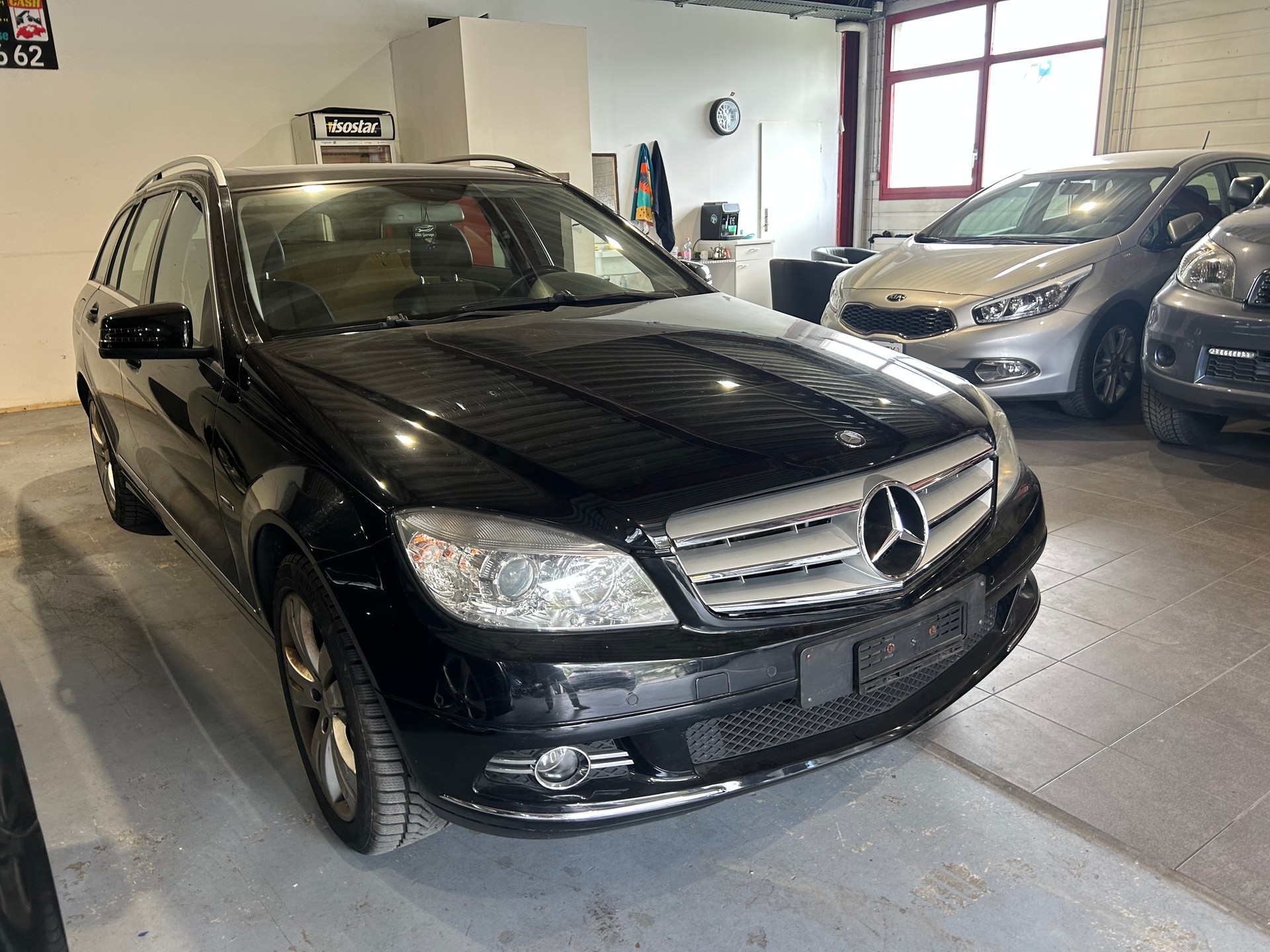MERCEDES-BENZ C 180