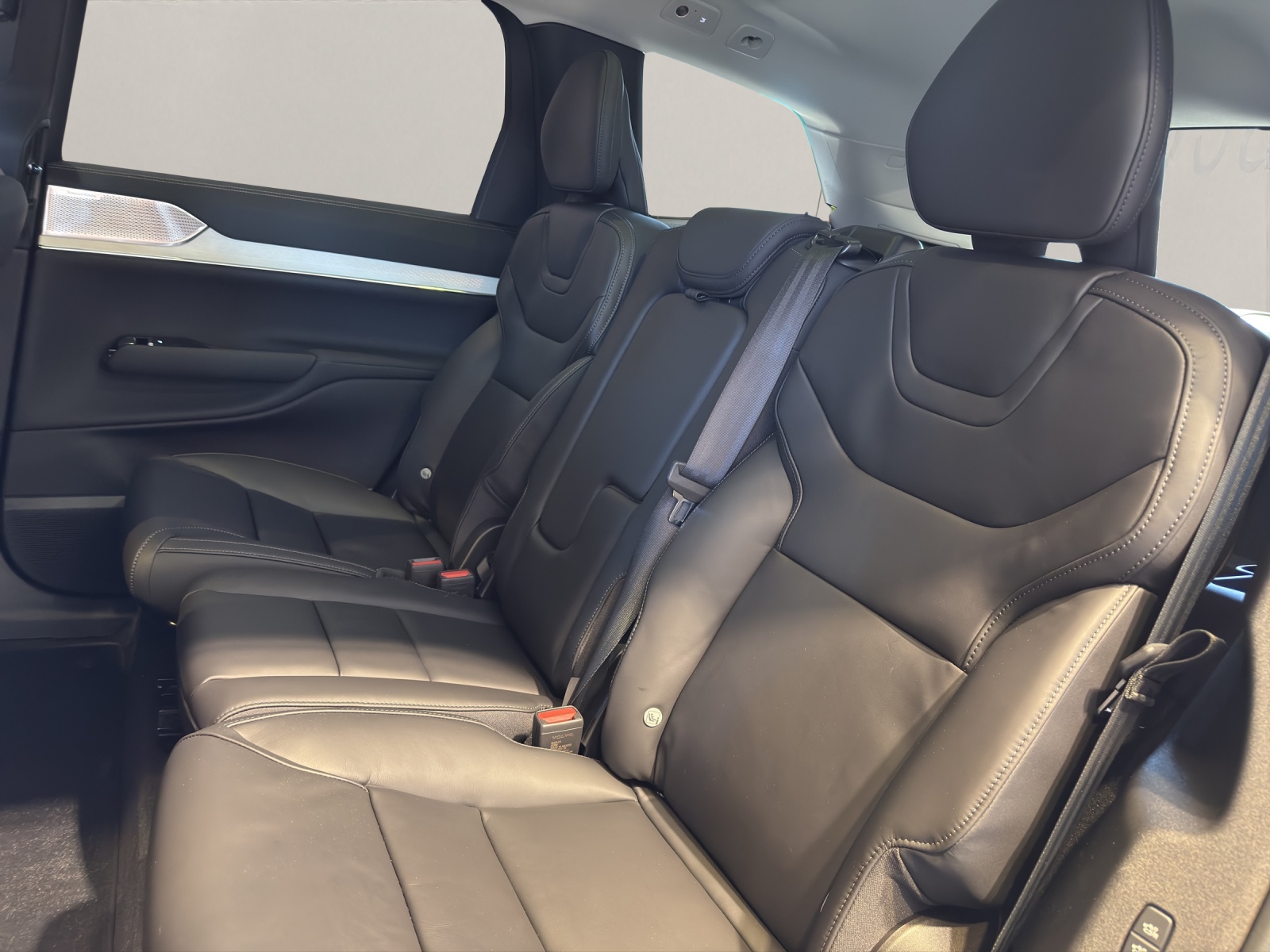 VOLVO EX90 Twin Performance Ultra AWD-image-5